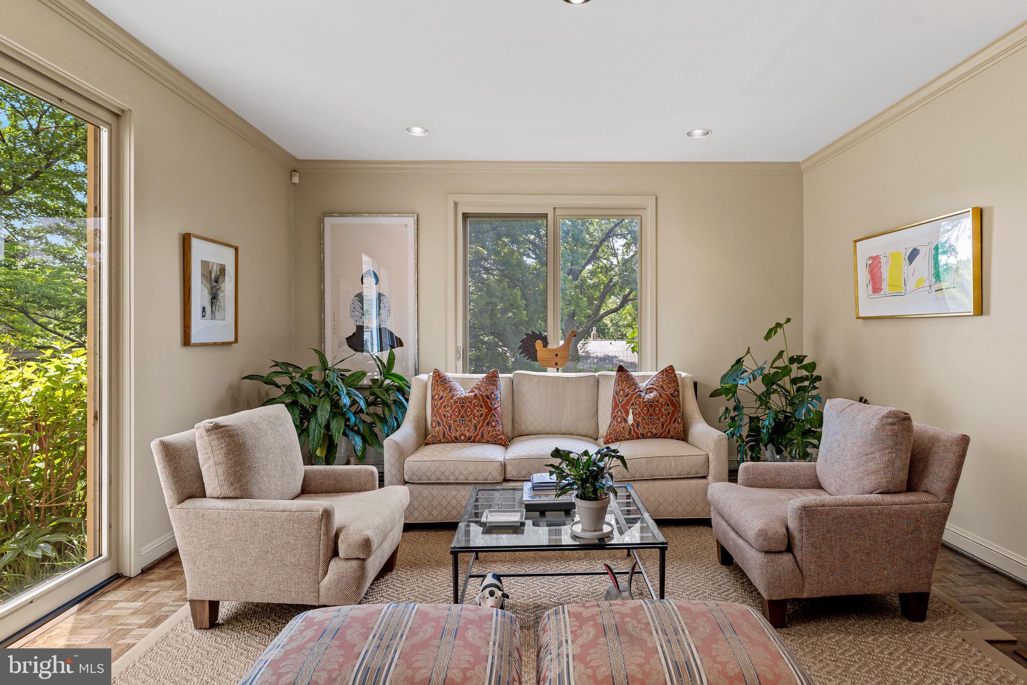 CROSS KEYS - Residential