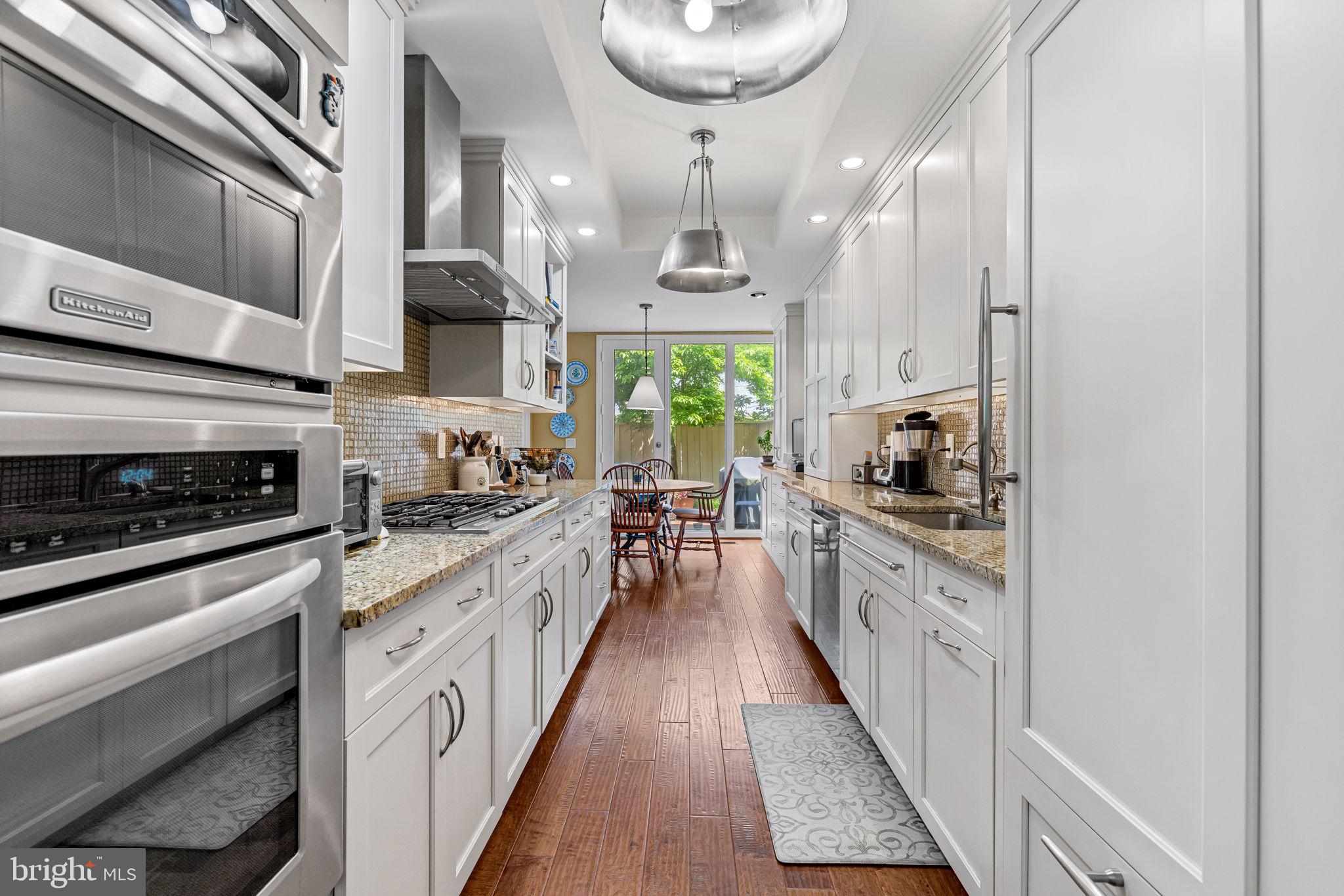 CROSS KEYS - Residential