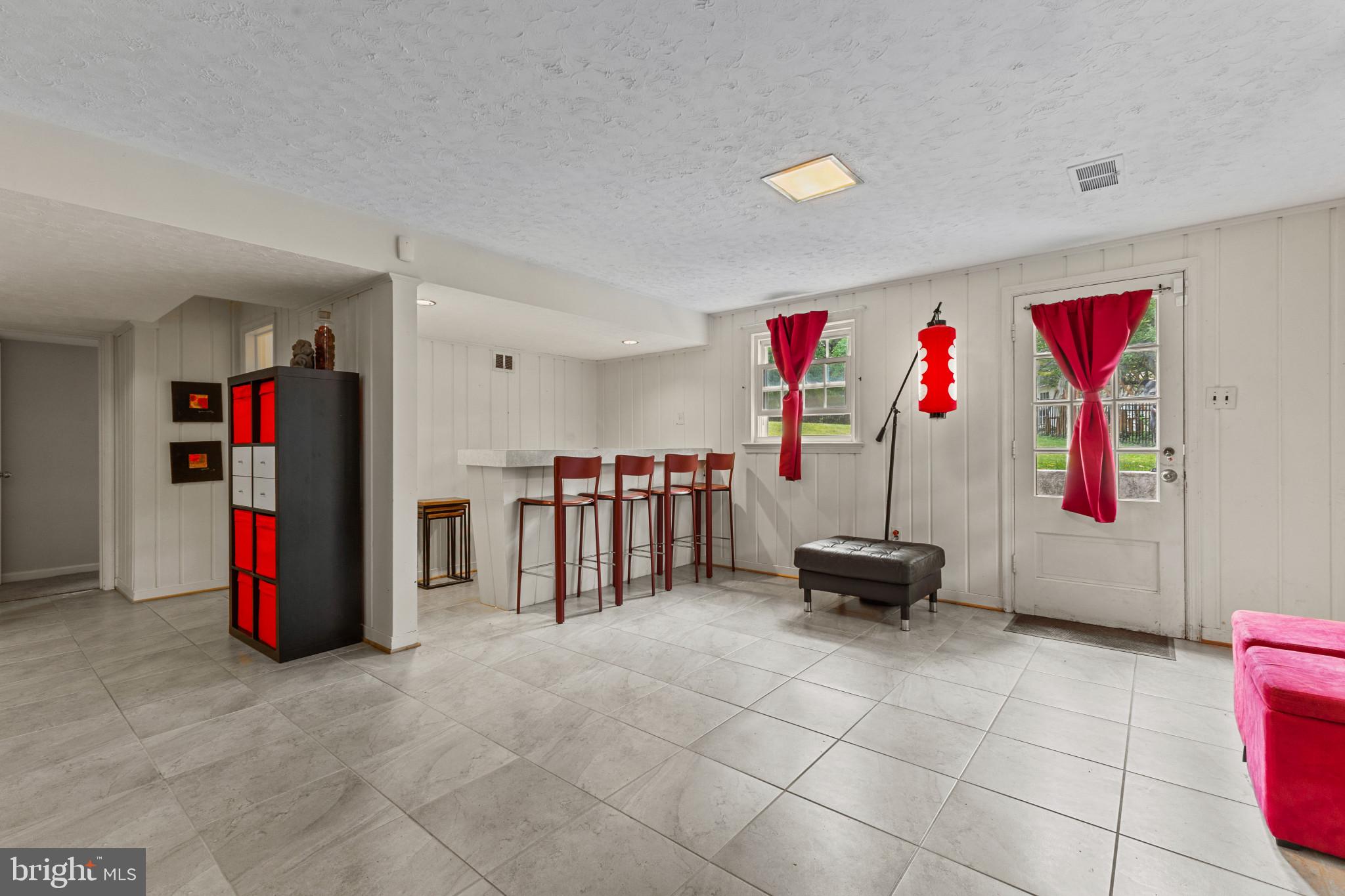 WESTBRIAR COUNTRY CLUB ESTATES - Residential