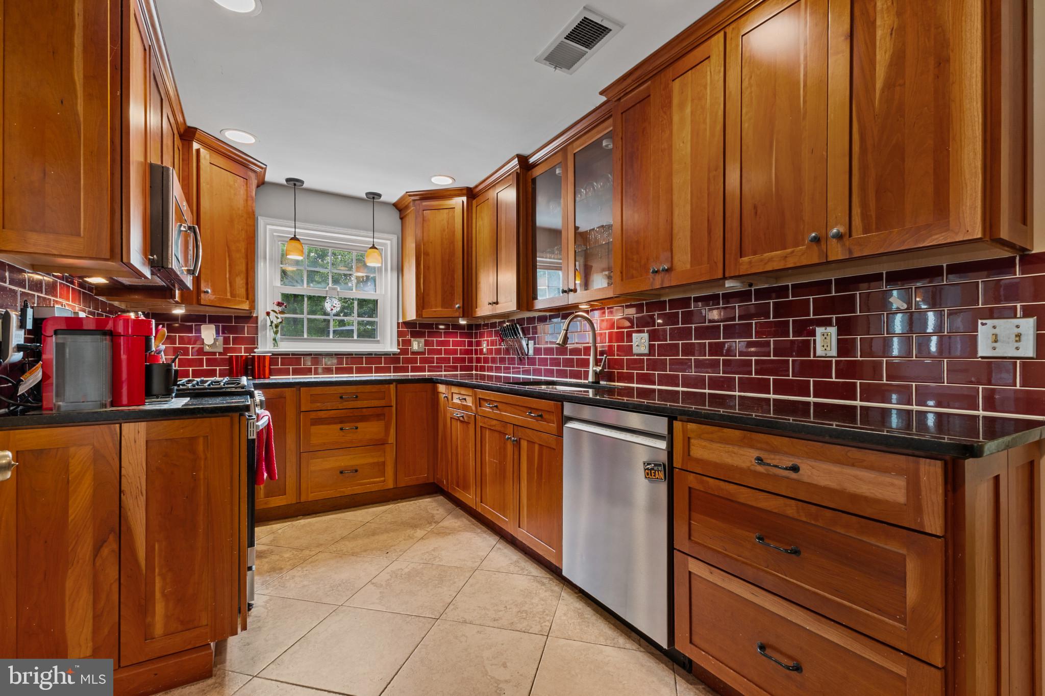 WESTBRIAR COUNTRY CLUB ESTATES - Residential