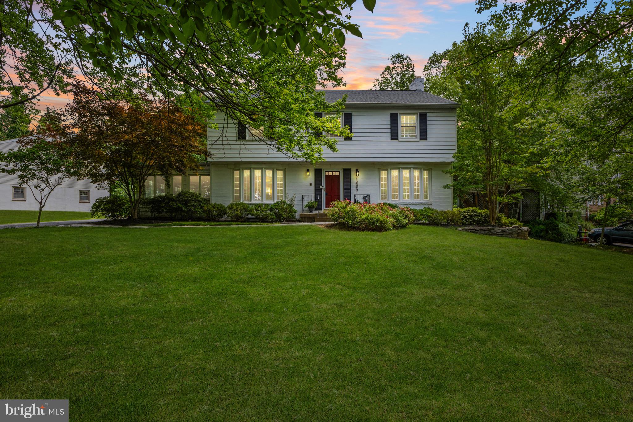 WESTBRIAR COUNTRY CLUB ESTATES - Residential
