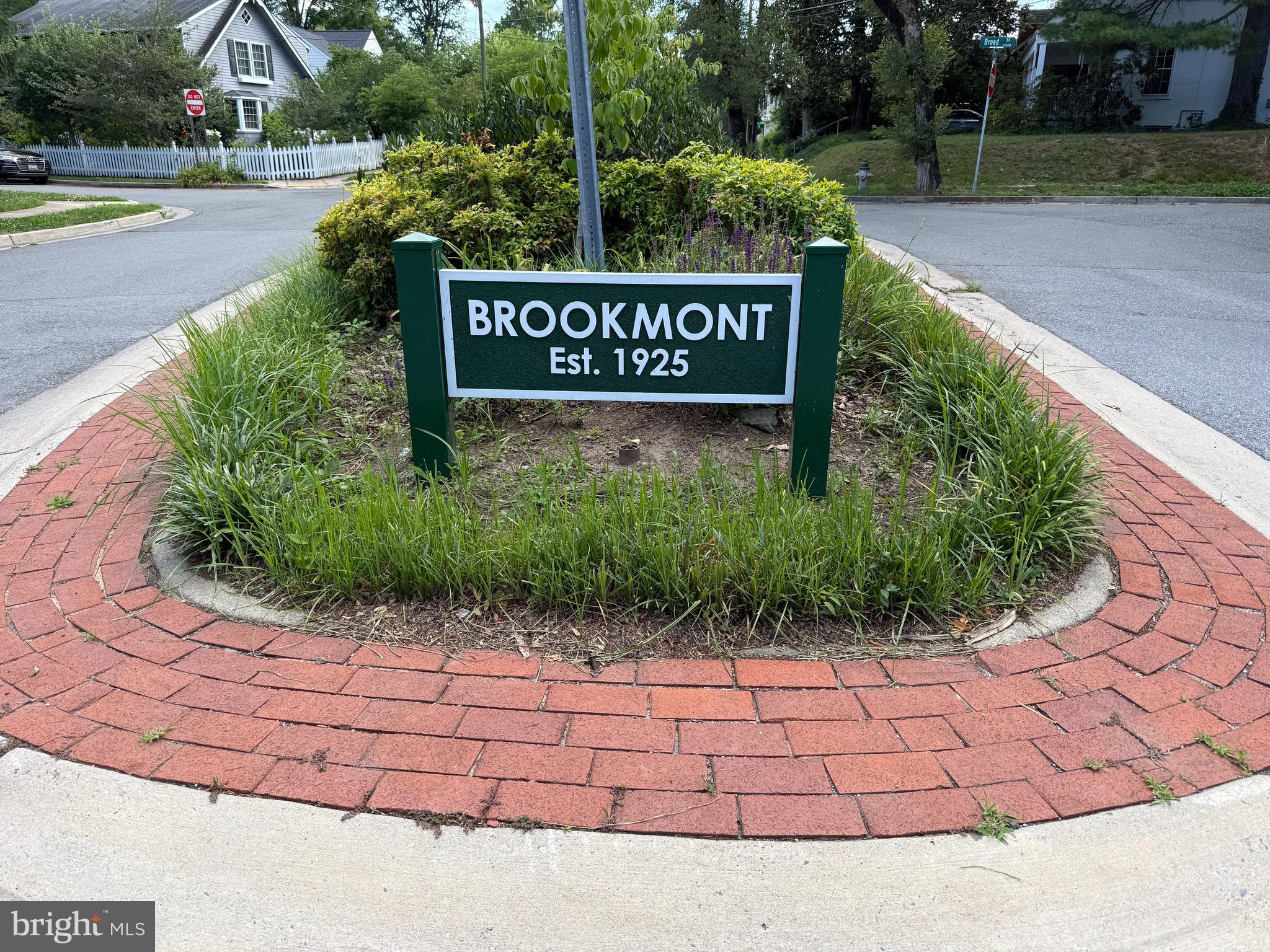 BROOKMONT - Residential