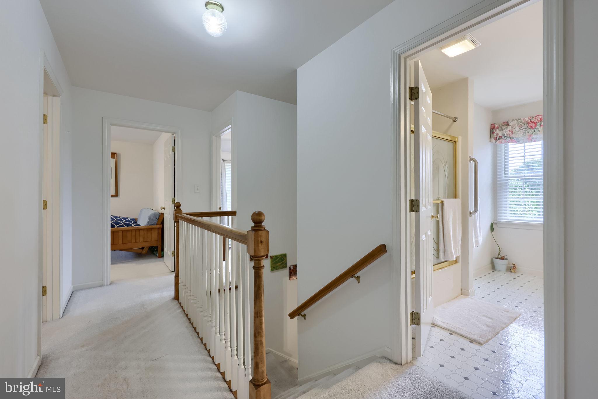 SOUTHPOINT COMMONS - Residential