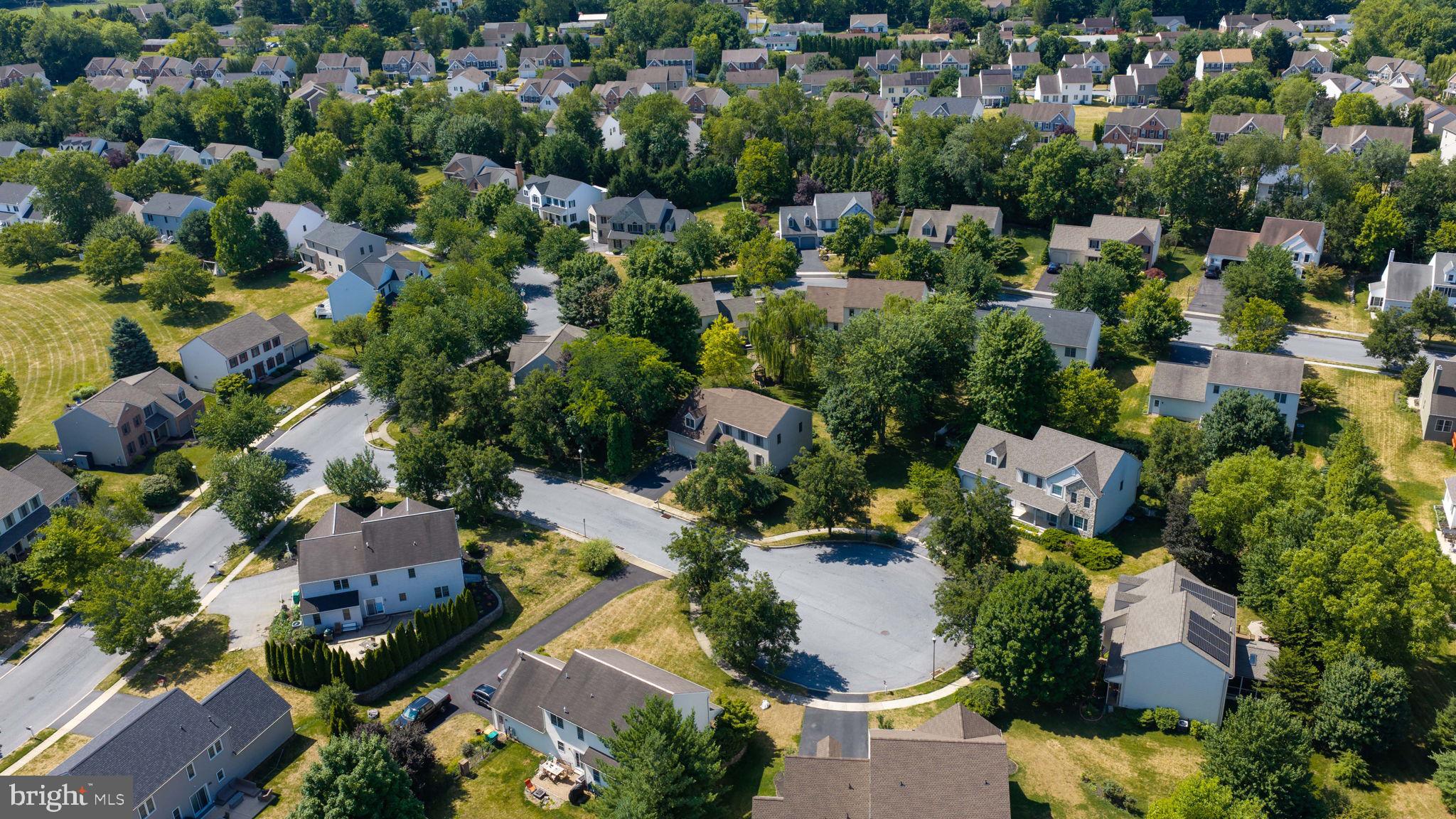 SOUTHPOINT COMMONS - Residential