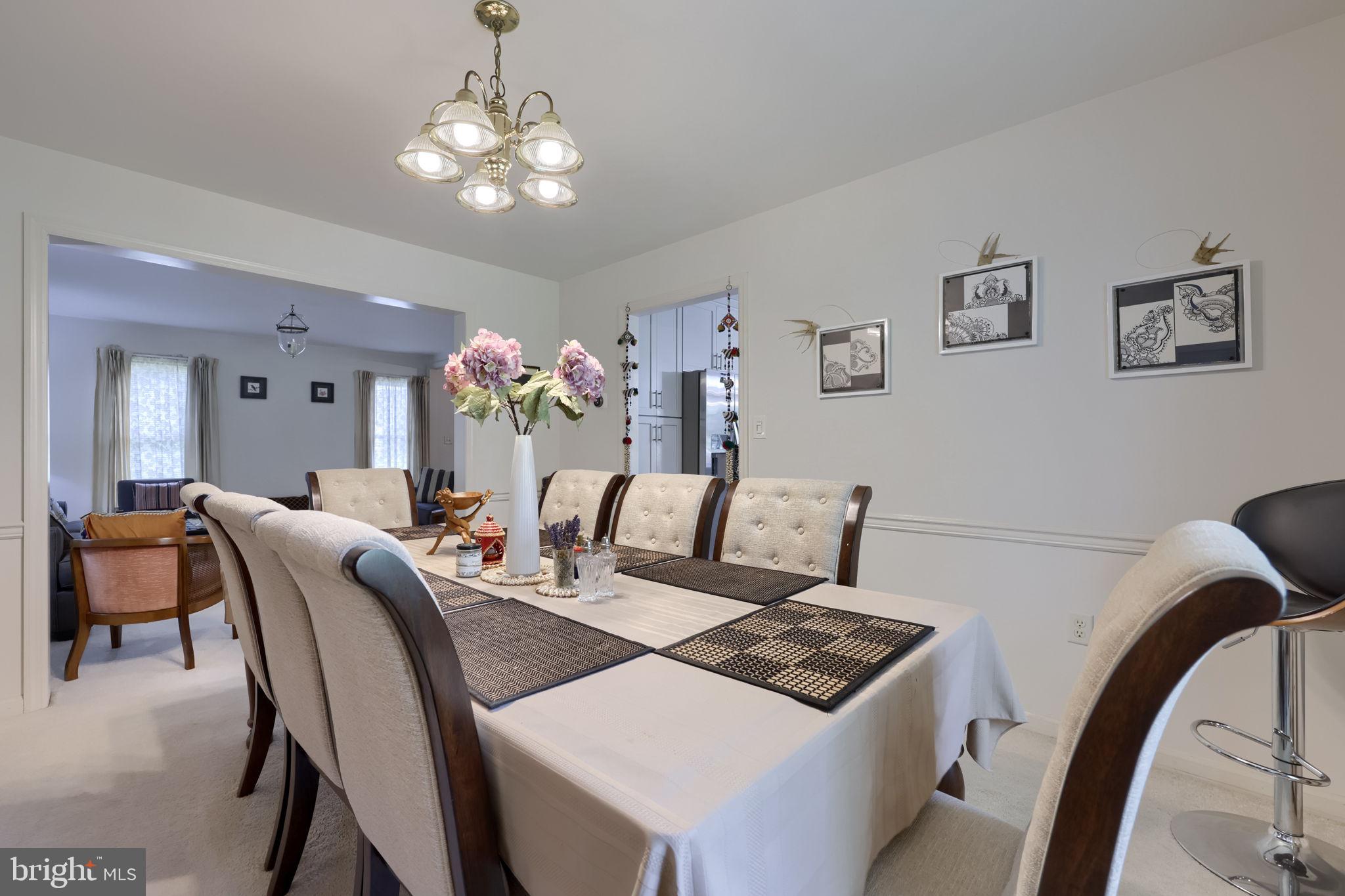 SOUTHPOINT COMMONS - Residential