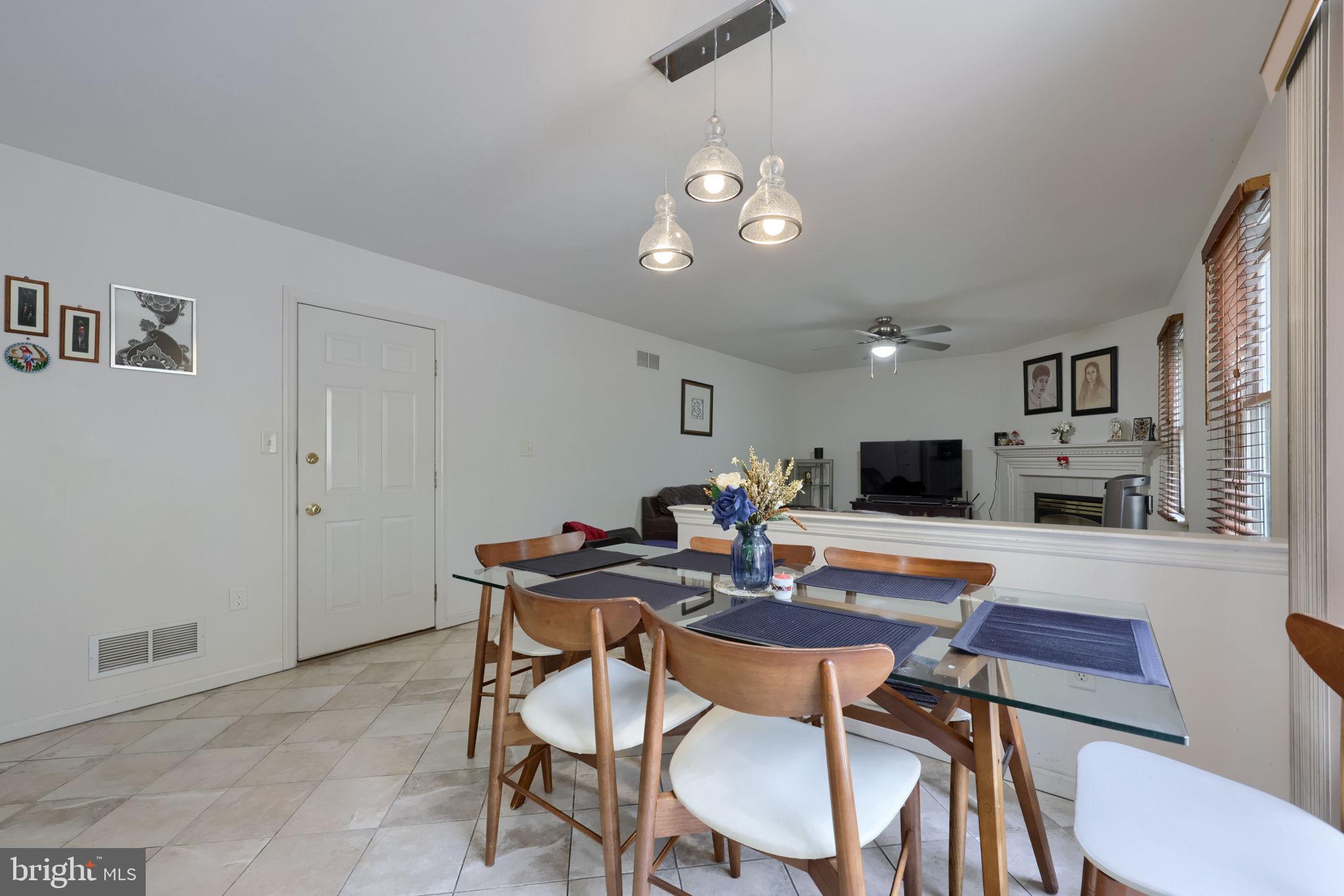 SOUTHPOINT COMMONS - Residential