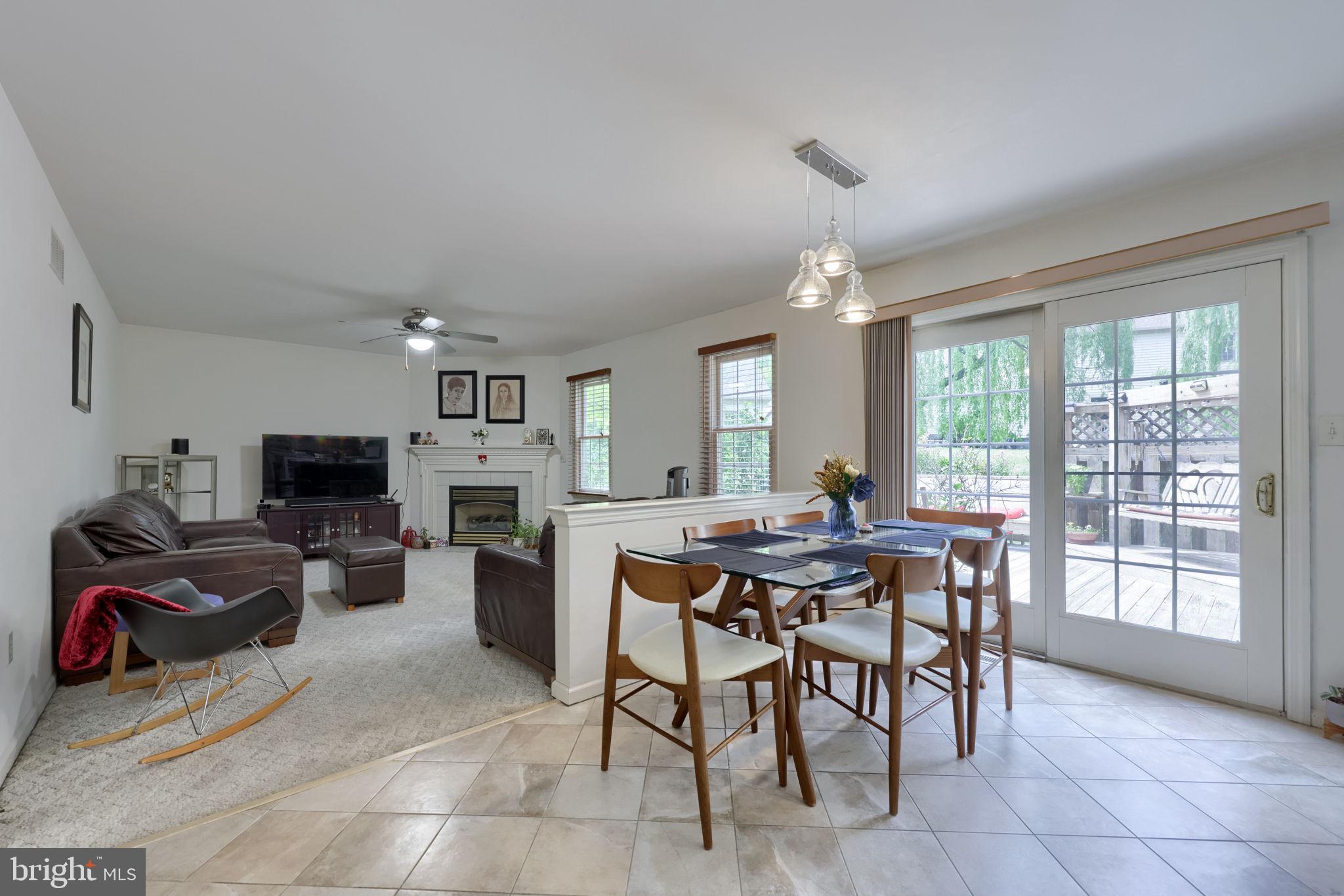 SOUTHPOINT COMMONS - Residential