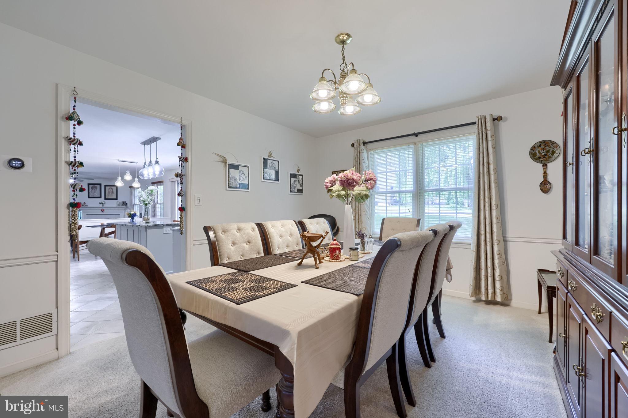 SOUTHPOINT COMMONS - Residential