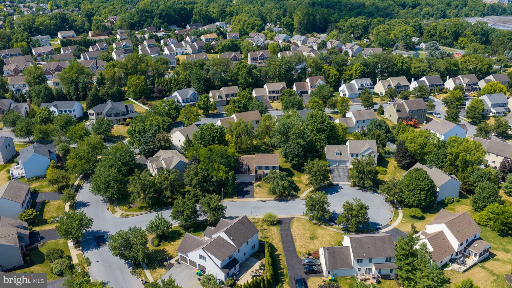 SOUTHPOINT COMMONS - Residential