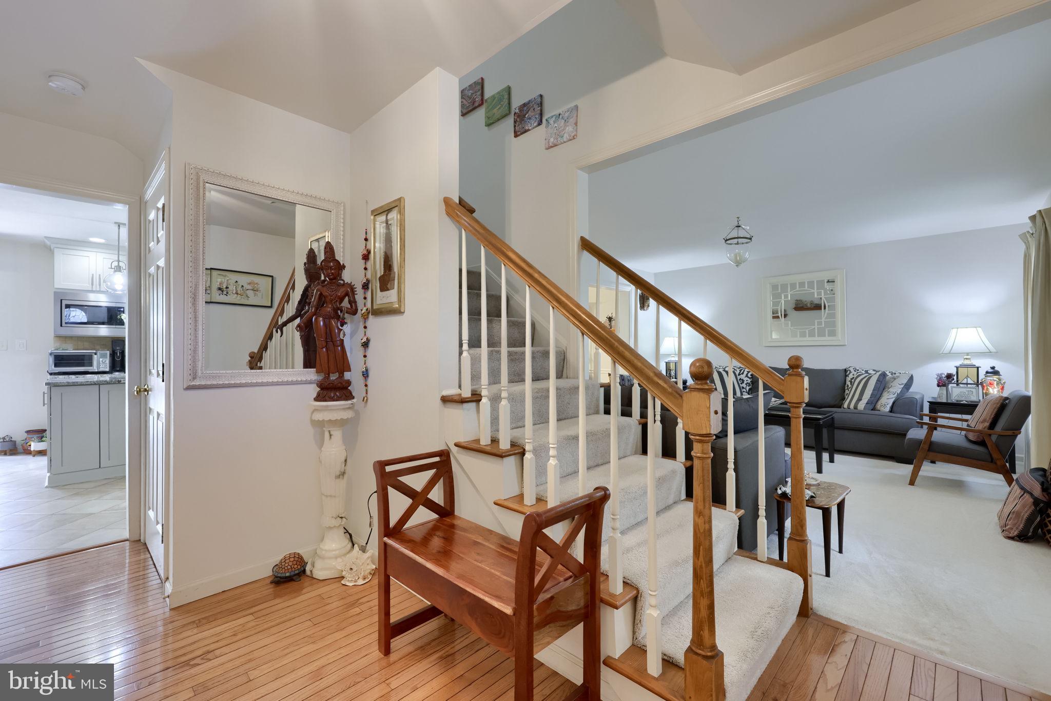 SOUTHPOINT COMMONS - Residential