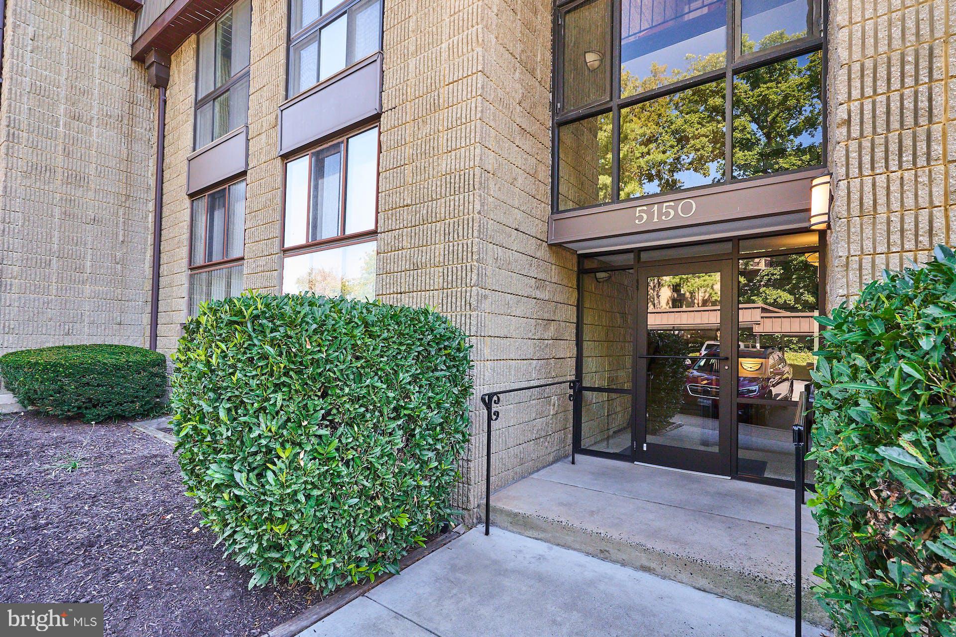 Are you looking for one-level living with privacy?  If so, then you will love this Penthouse-level condo located in the Alexandria Overlook, a very commuter-convenient location! This spacious, 2 bedroom, 2 full bath condo has separate living and dining areas, a large kitchen, tons of closet/storage space, and a  private balcony.   There are two ample-sized bedrooms; the primary bedroom has an en-suite bath and two closets. Enjoy wooded views from the living room through the large sliding door that leads to the private balcony.  Full-size washer and dryer in unit with storage.  Newer windows (2019), a newer microwave (2020), and blinds were installed in 2014.  One RESERVED covered parking space, and plenty of guest parking.  Less than a 1/4 mile from the Metro Bus stop on Van Dorn (bus goes to Pentagon metro on HOV), less than 2 miles from the Foxchase Shopping Center, restaurants, Holmes Run Park, the Beatley Library, and quick access to I-395.