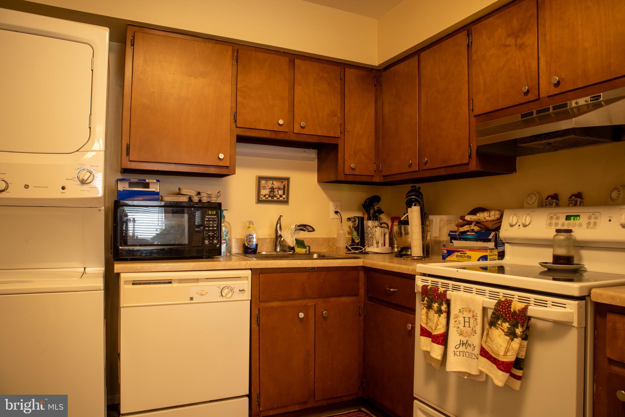 GARDENS OF CRESTWOOD VILLAGE - Residential