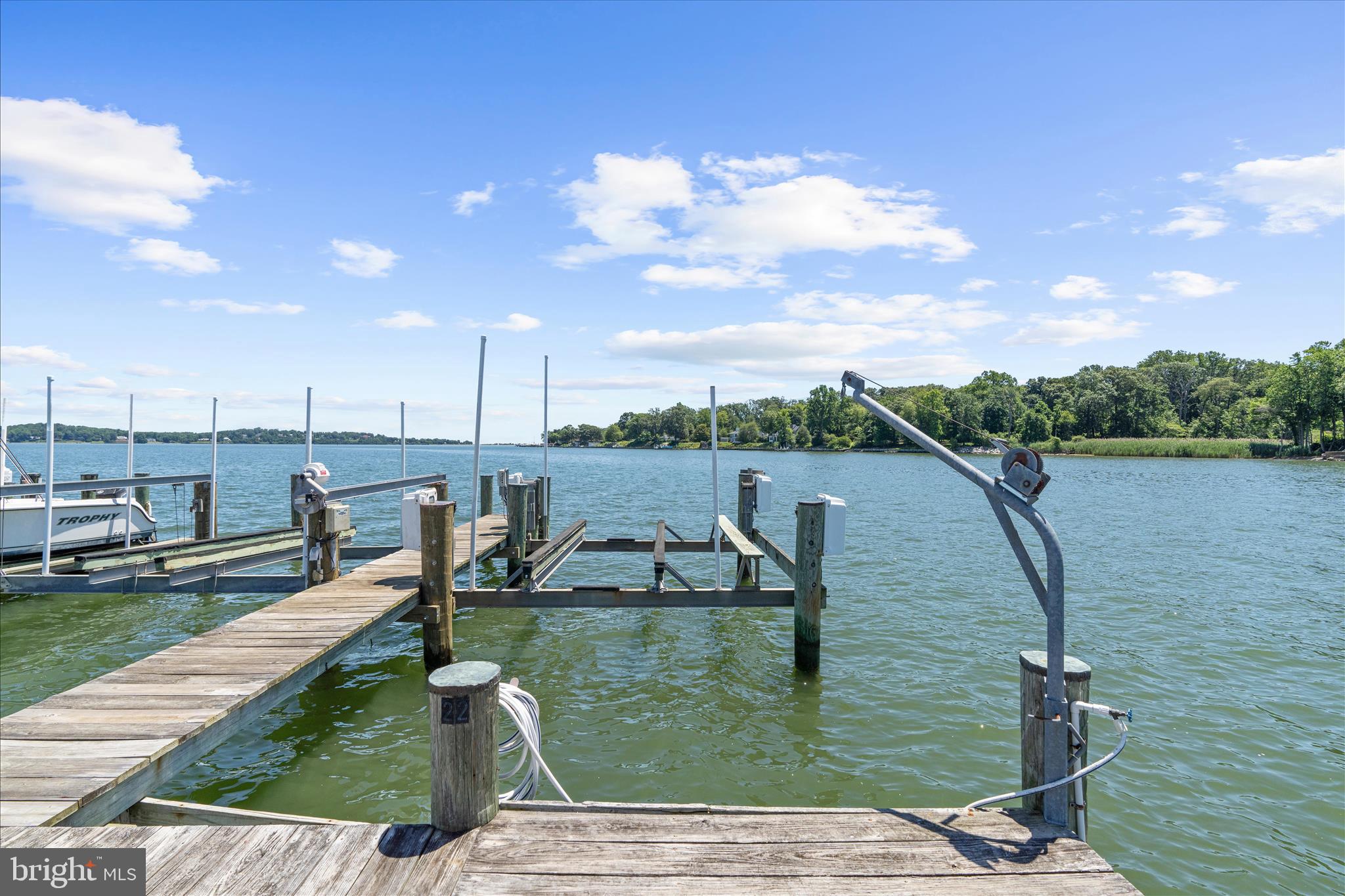 STONINGTON - Residential