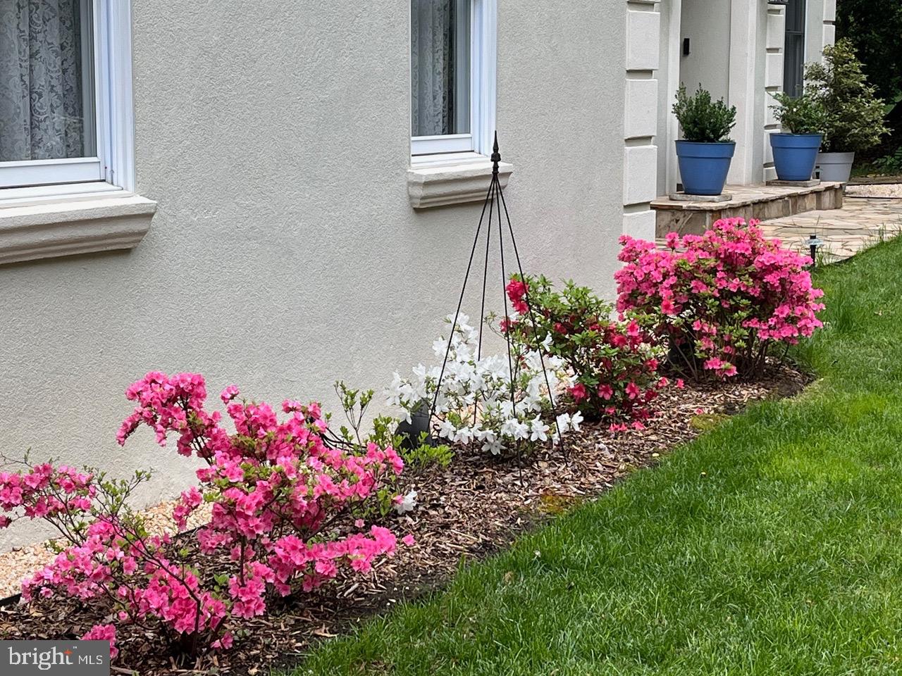 STONINGTON - Residential
