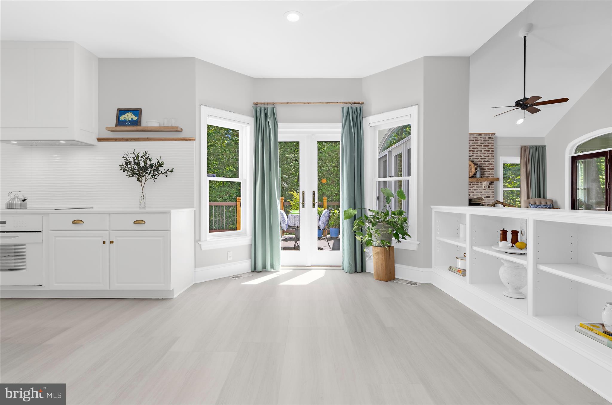 STONINGTON - Residential