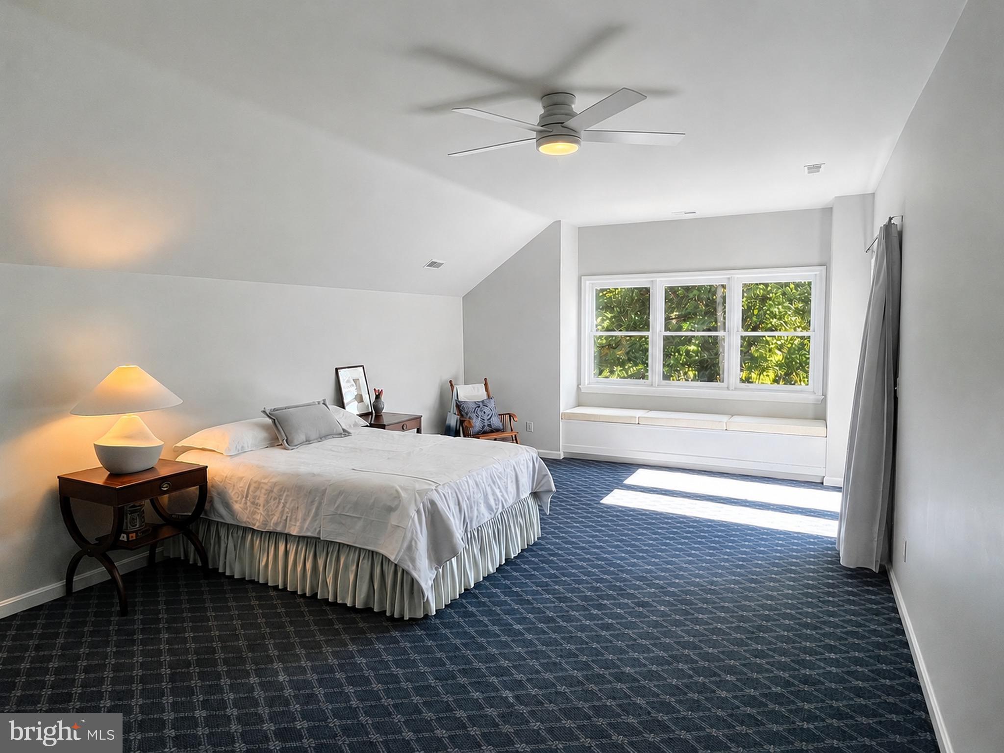 STONINGTON - Residential