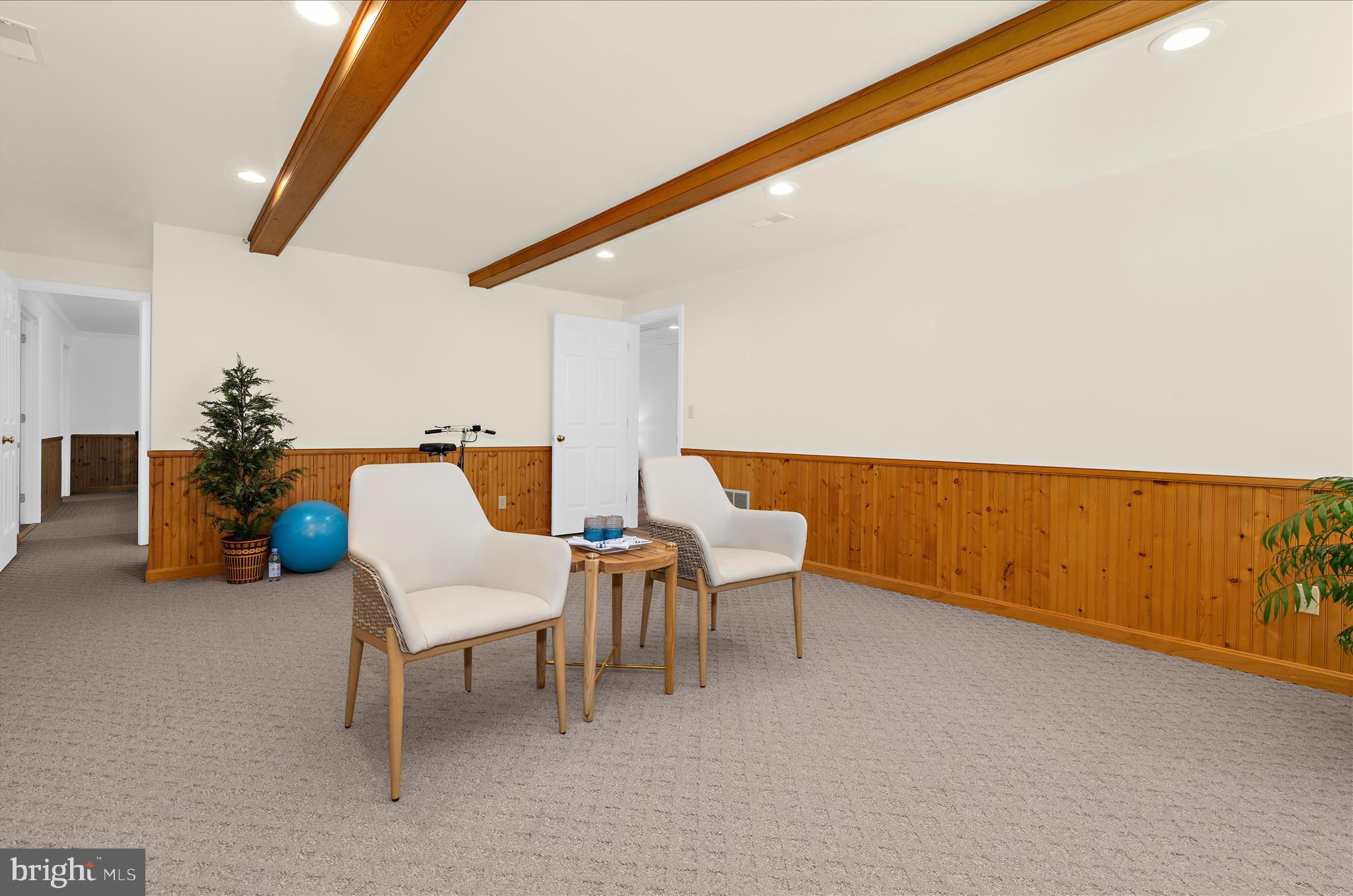 STONINGTON - Residential