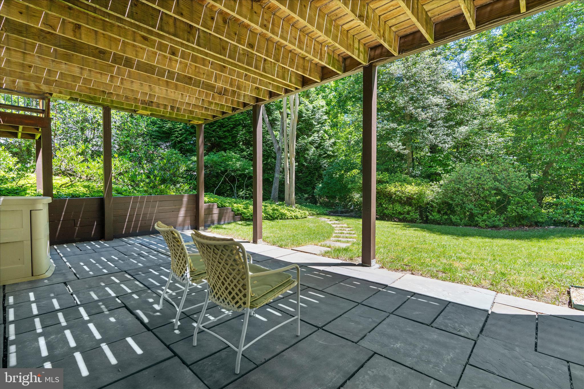 STONINGTON - Residential