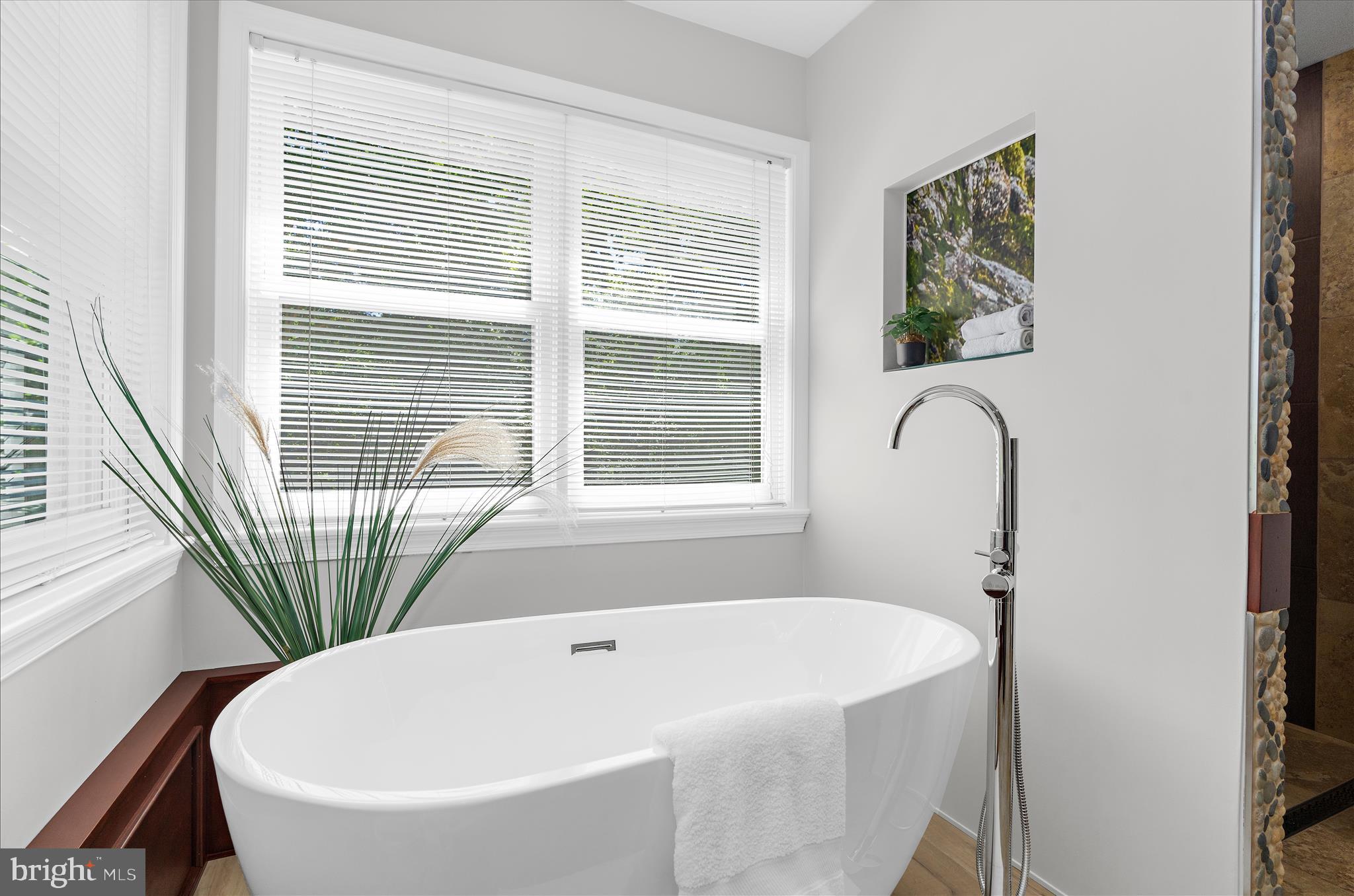 STONINGTON - Residential