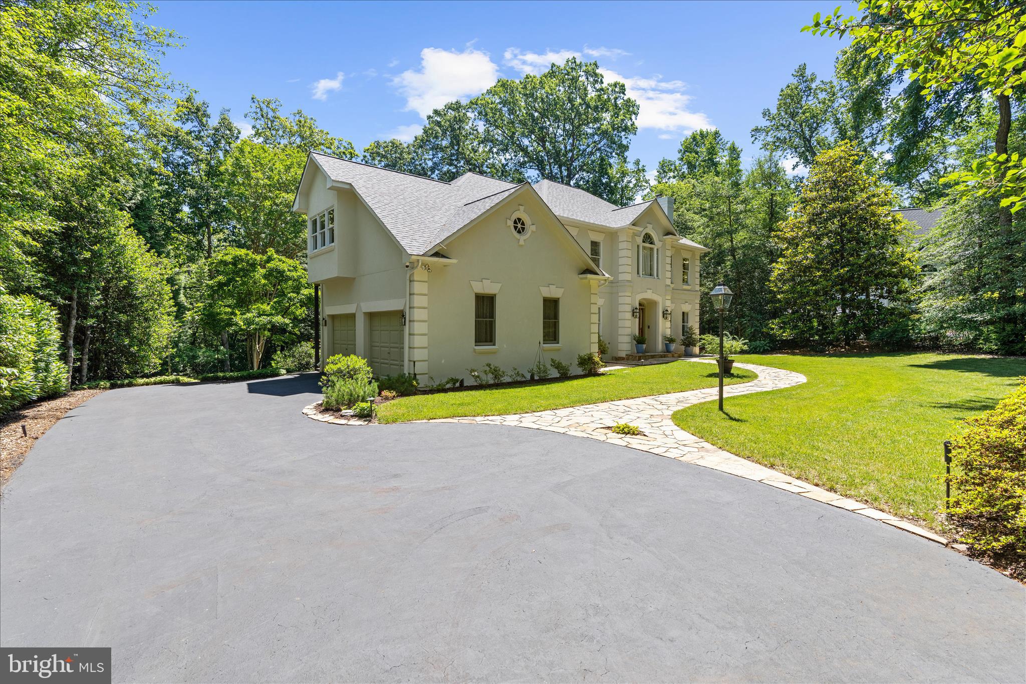 STONINGTON - Residential