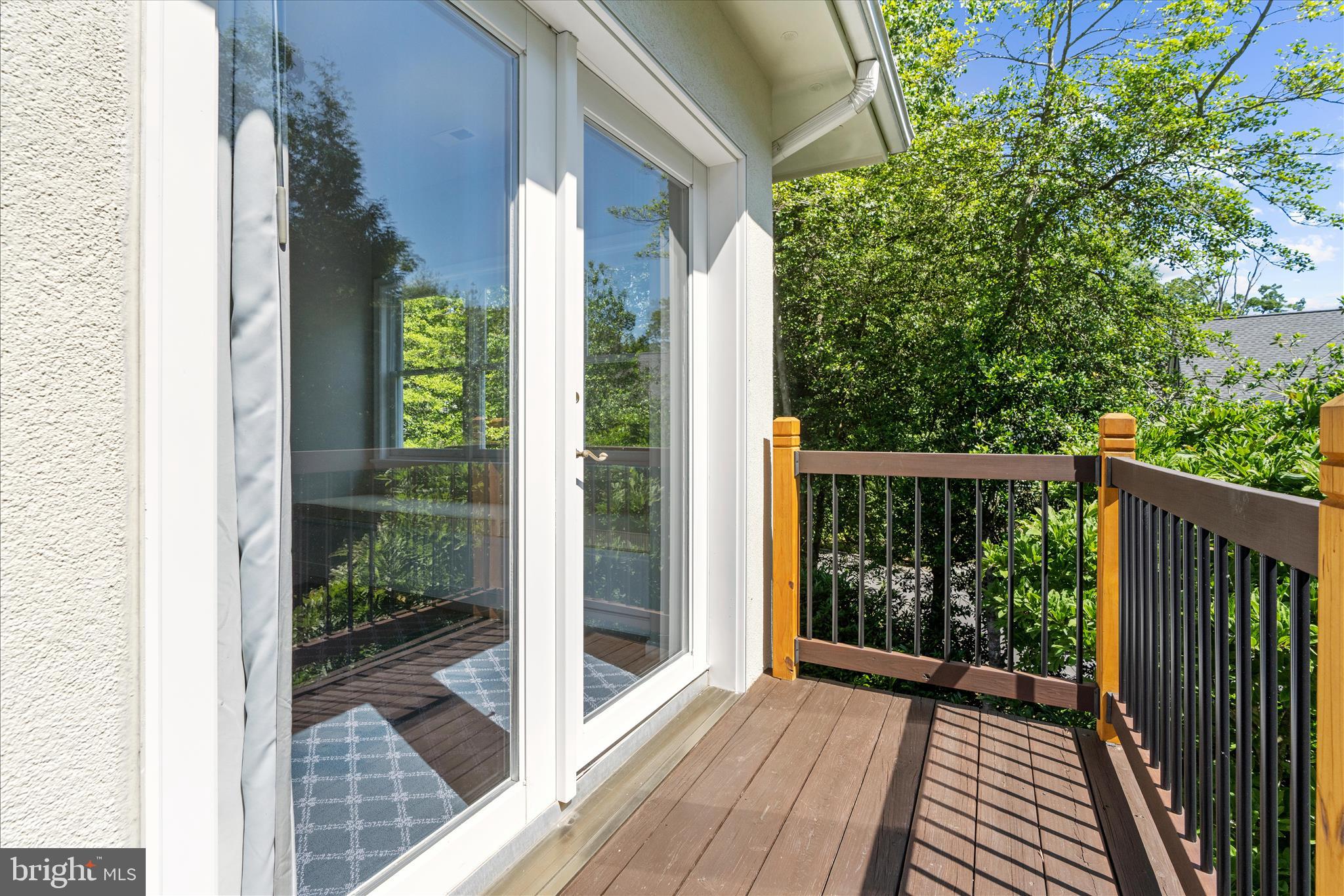 STONINGTON - Residential