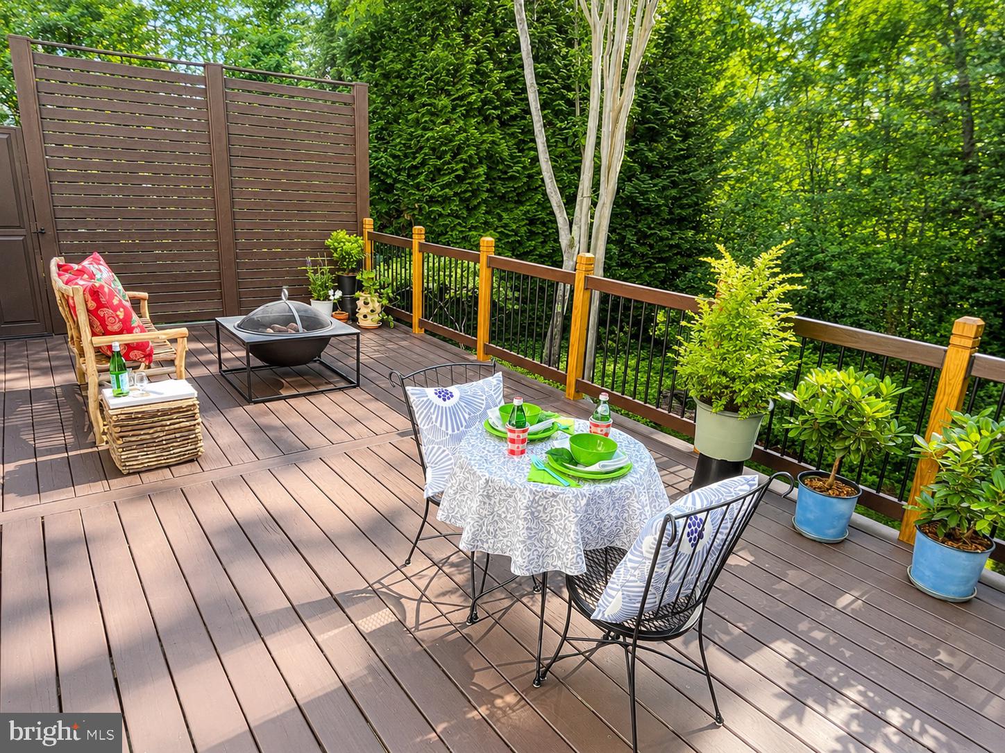 STONINGTON - Residential
