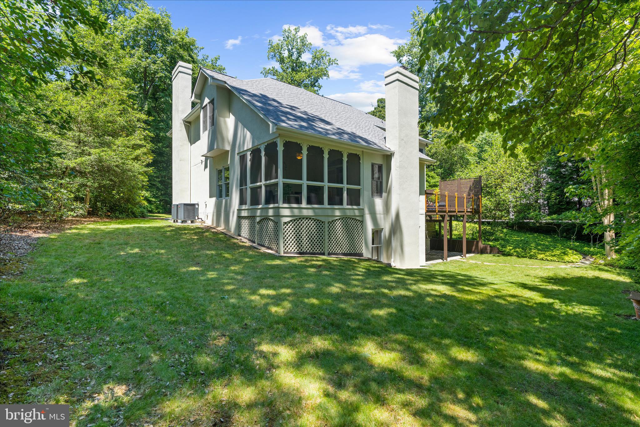 STONINGTON - Residential