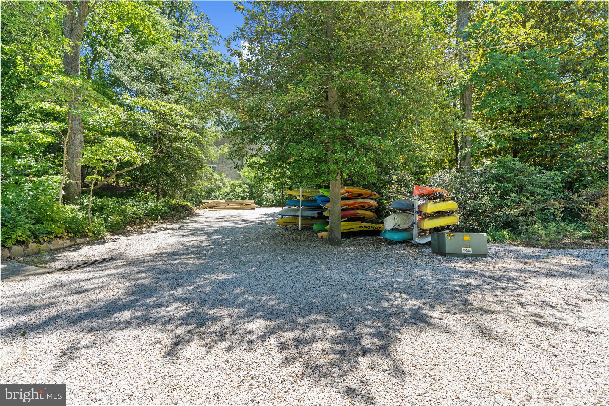 STONINGTON - Residential