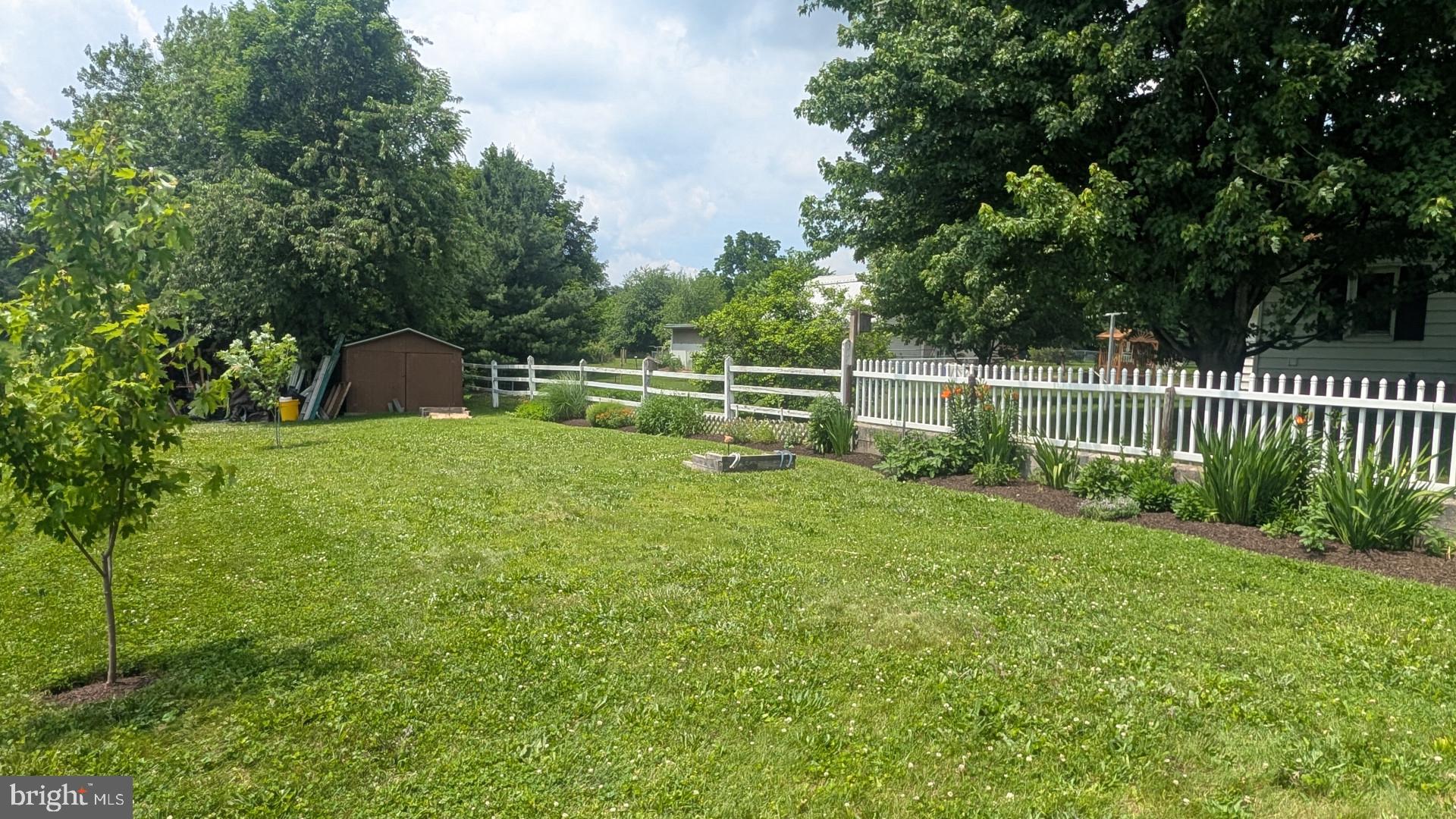MCKNIGHTSTOWN - Residential