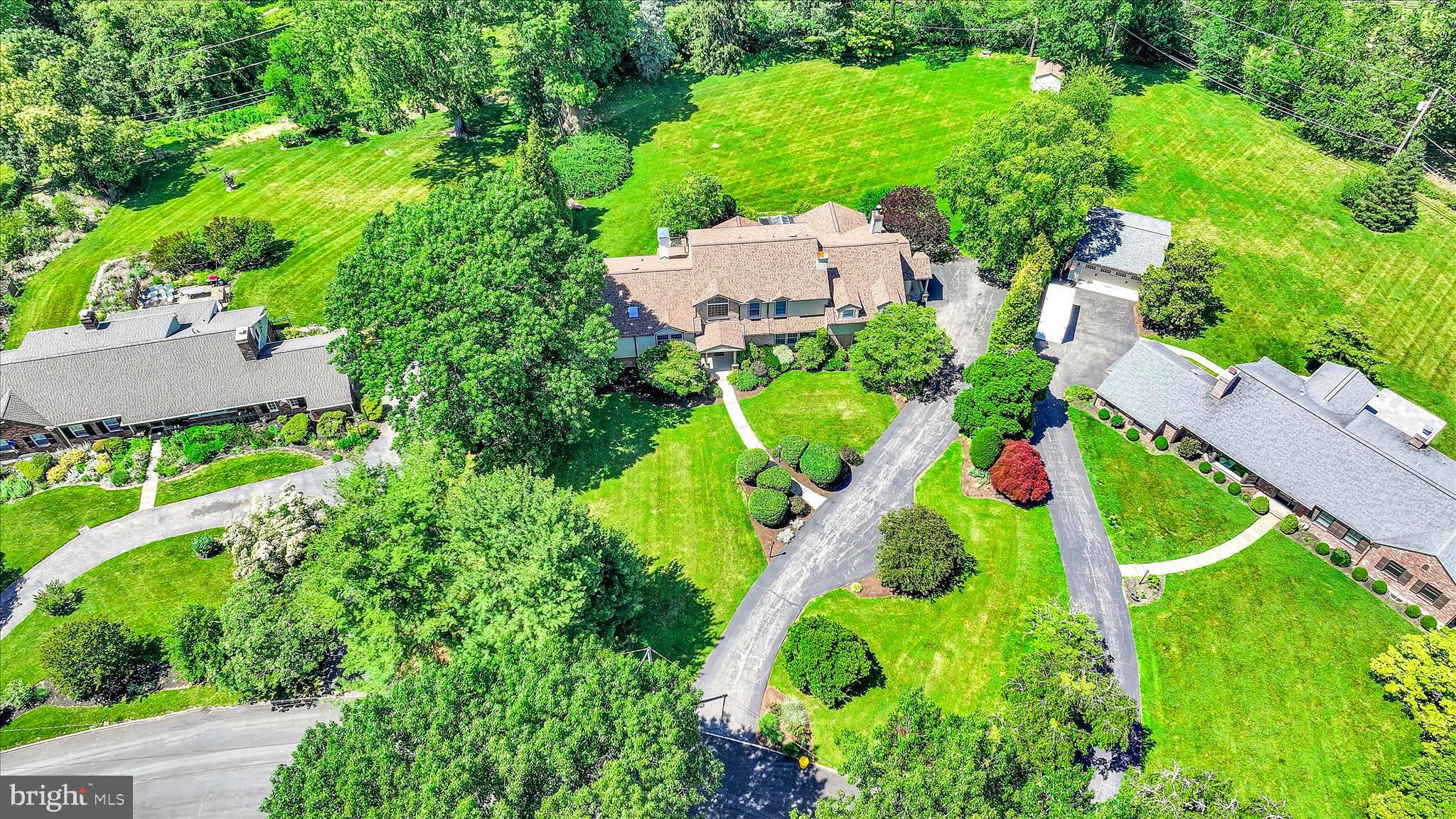 GLADWYNE - Residential