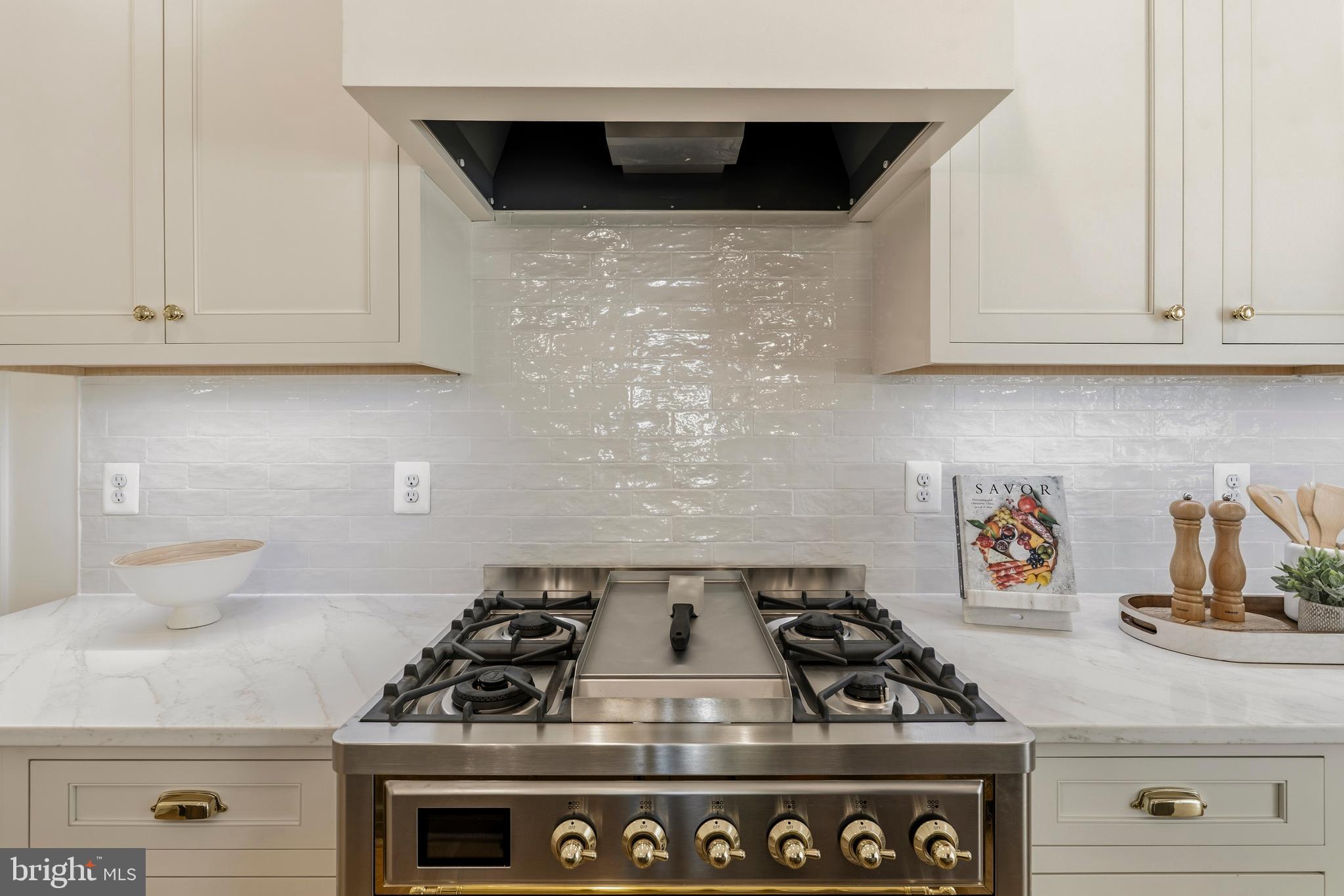 BEVERLEY HILLS - Residential