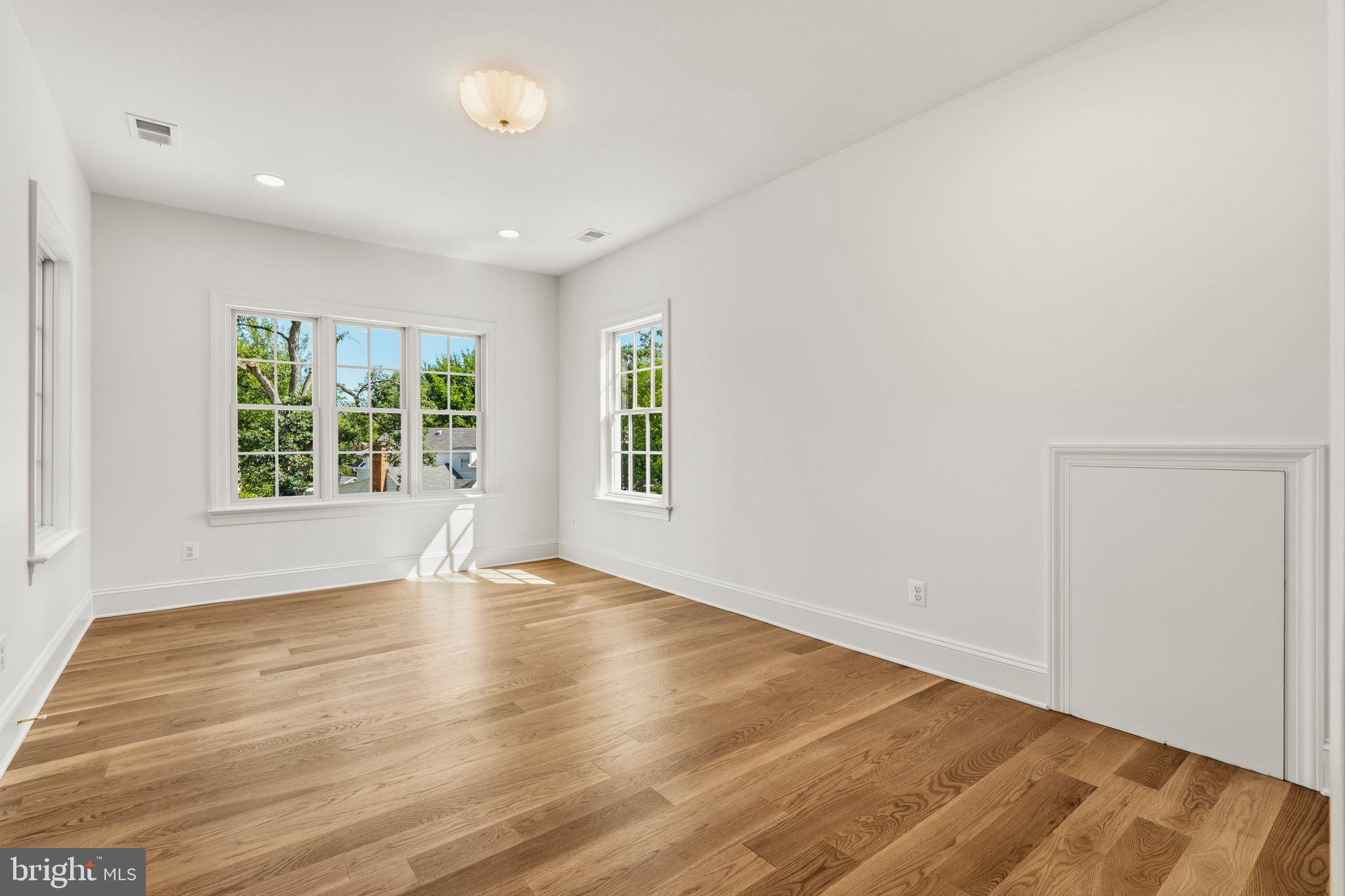 BEVERLEY HILLS - Residential