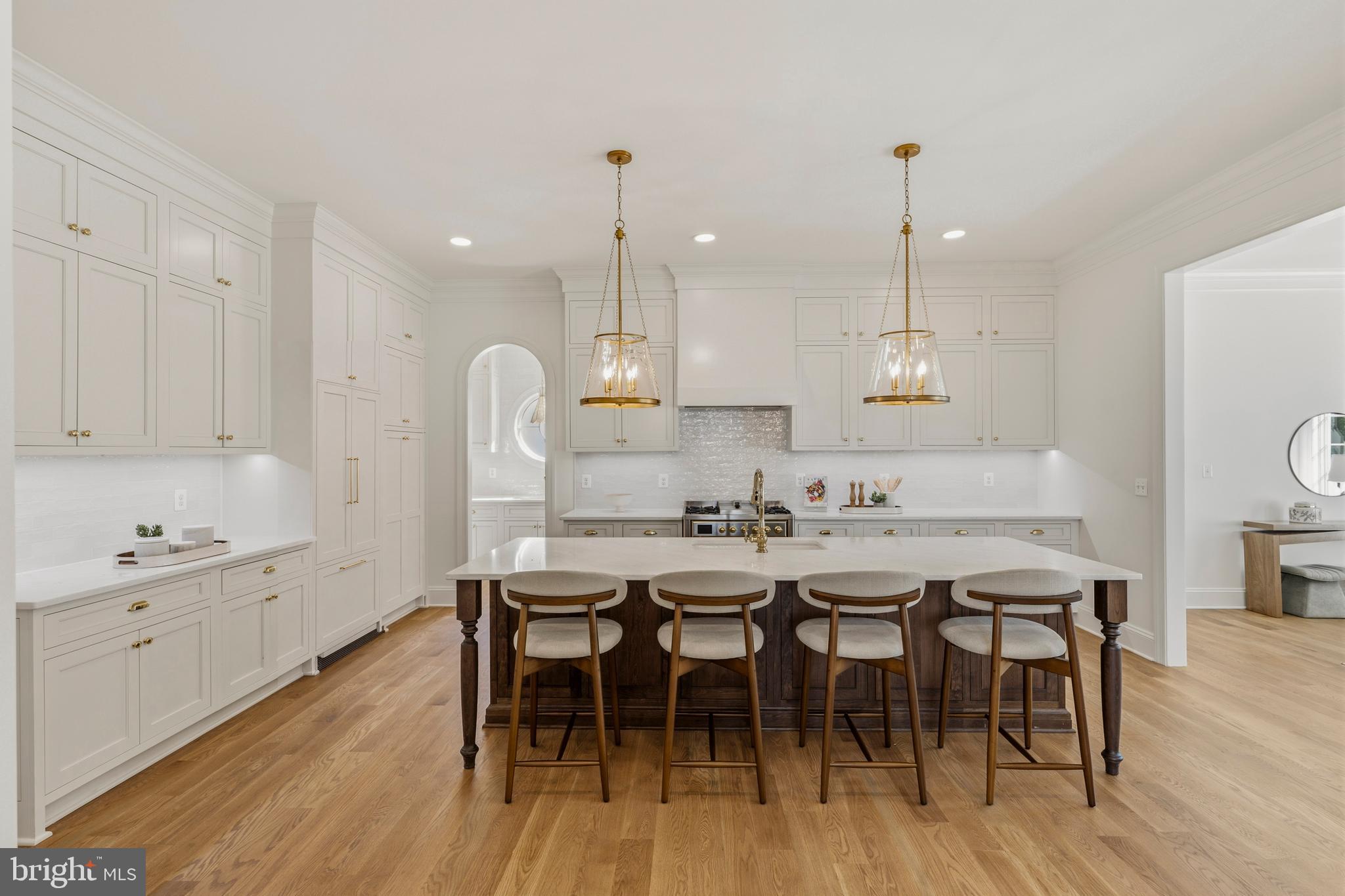 BEVERLEY HILLS - Residential