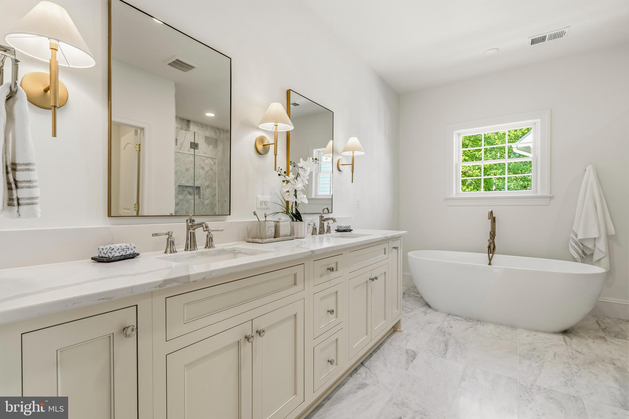 BEVERLEY HILLS - Residential