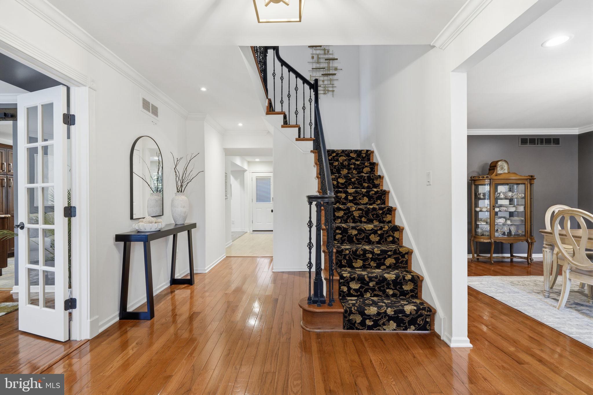 HUNTINGDON VALLEY - Residential