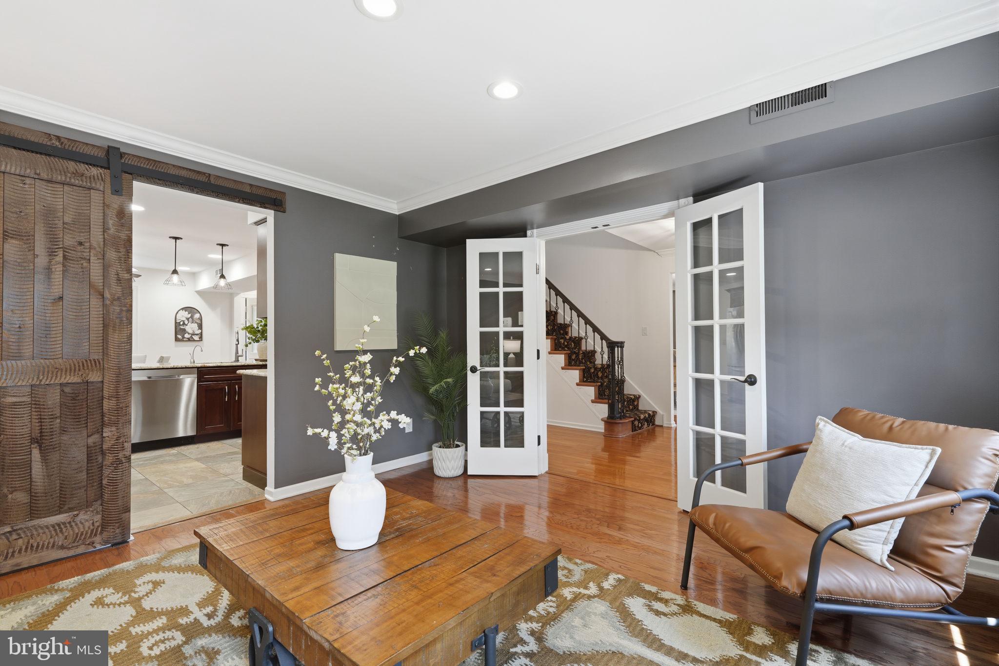 HUNTINGDON VALLEY - Residential