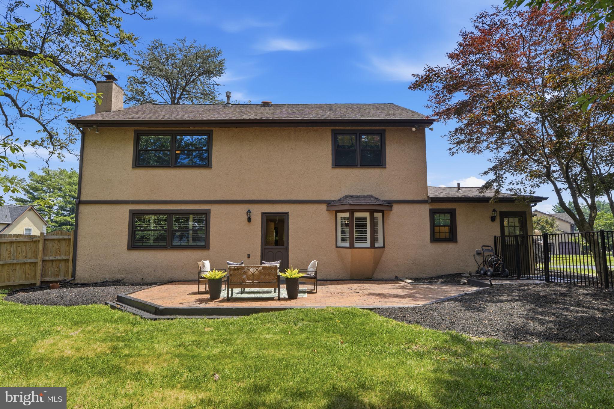 HUNTINGDON VALLEY - Residential