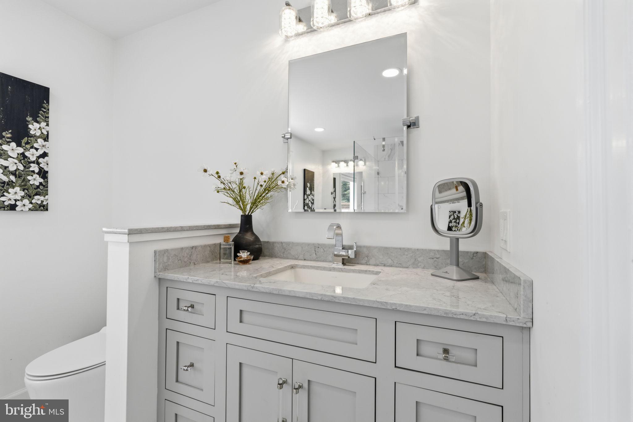 HUNTINGDON VALLEY - Residential