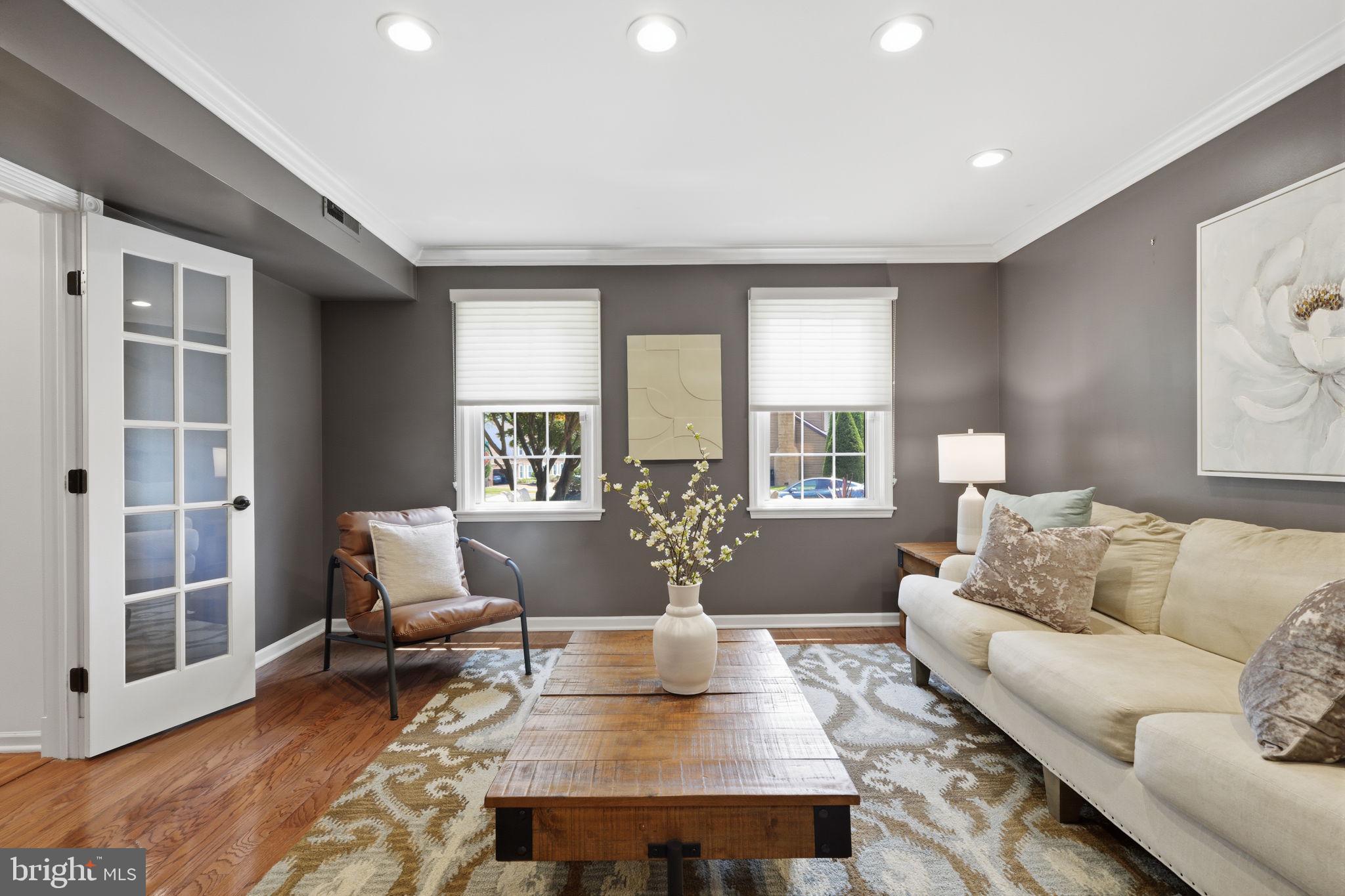 HUNTINGDON VALLEY - Residential