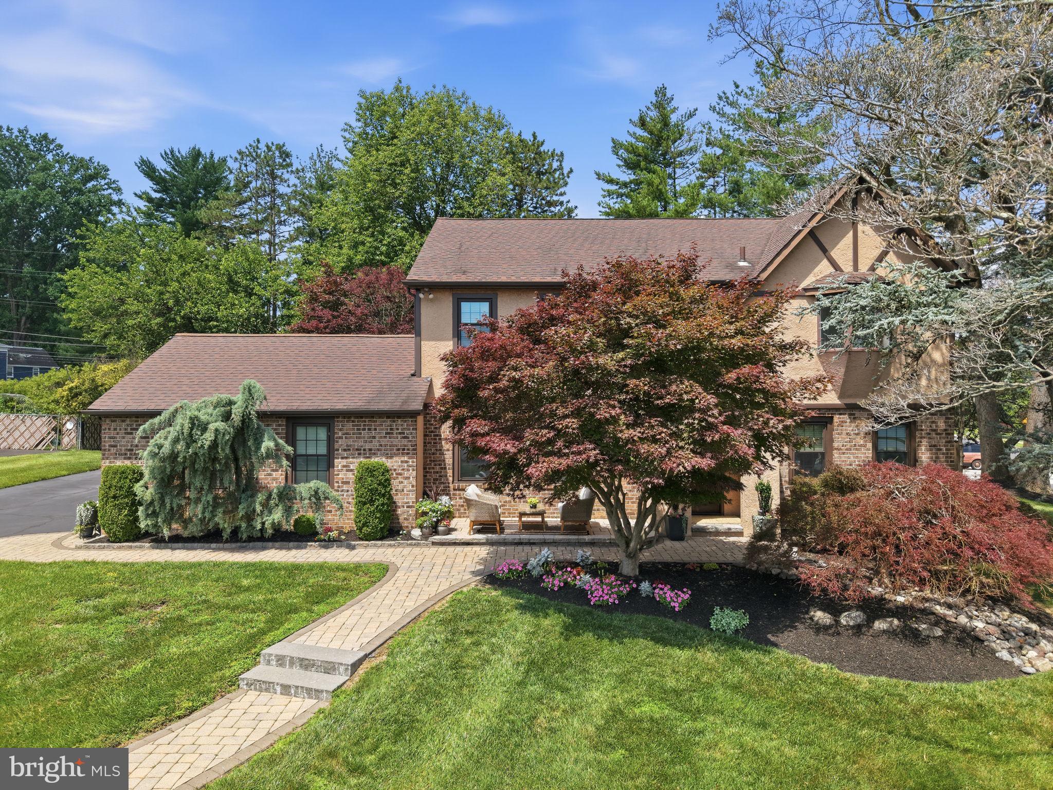 HUNTINGDON VALLEY - Residential