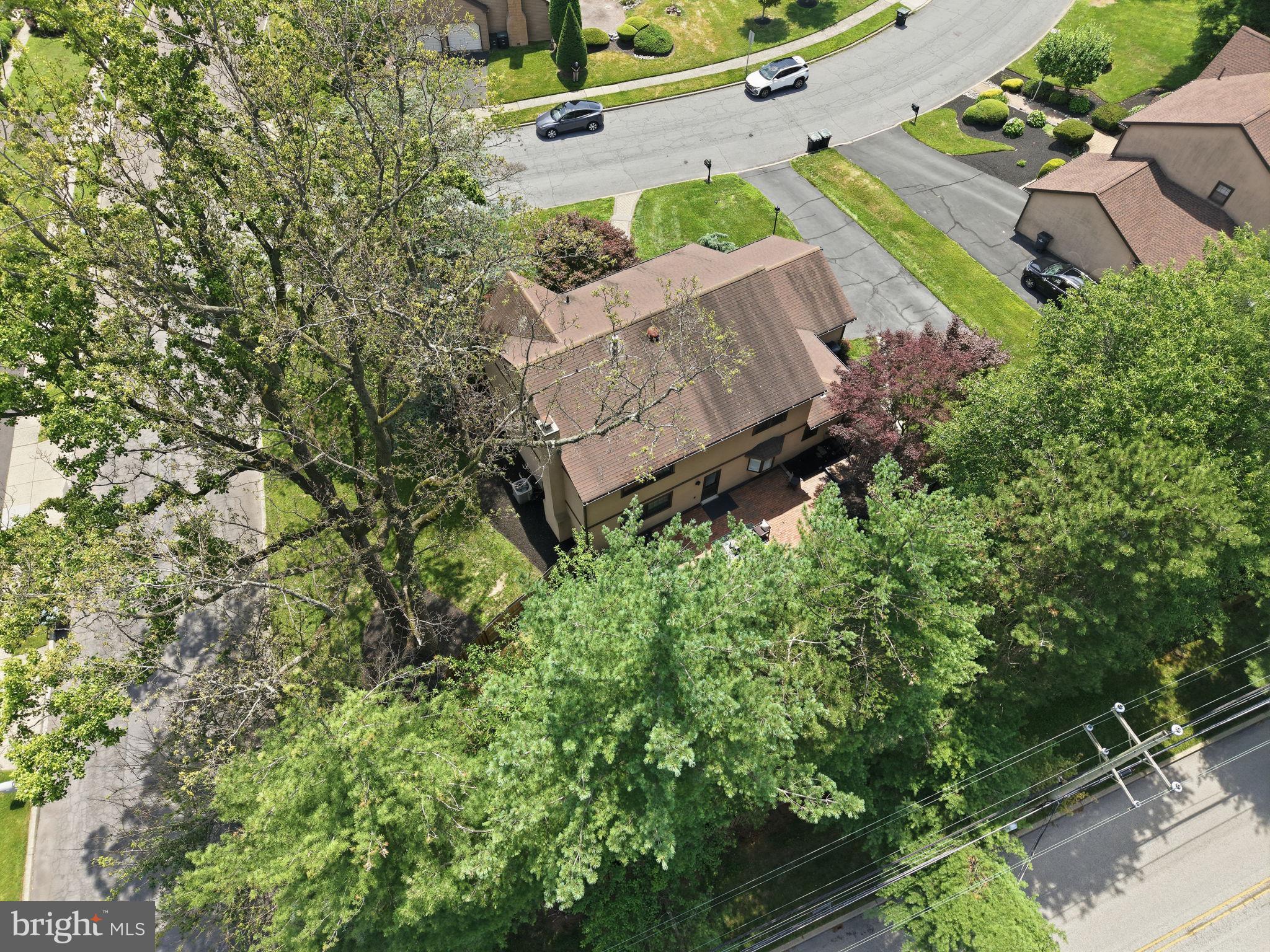 HUNTINGDON VALLEY - Residential