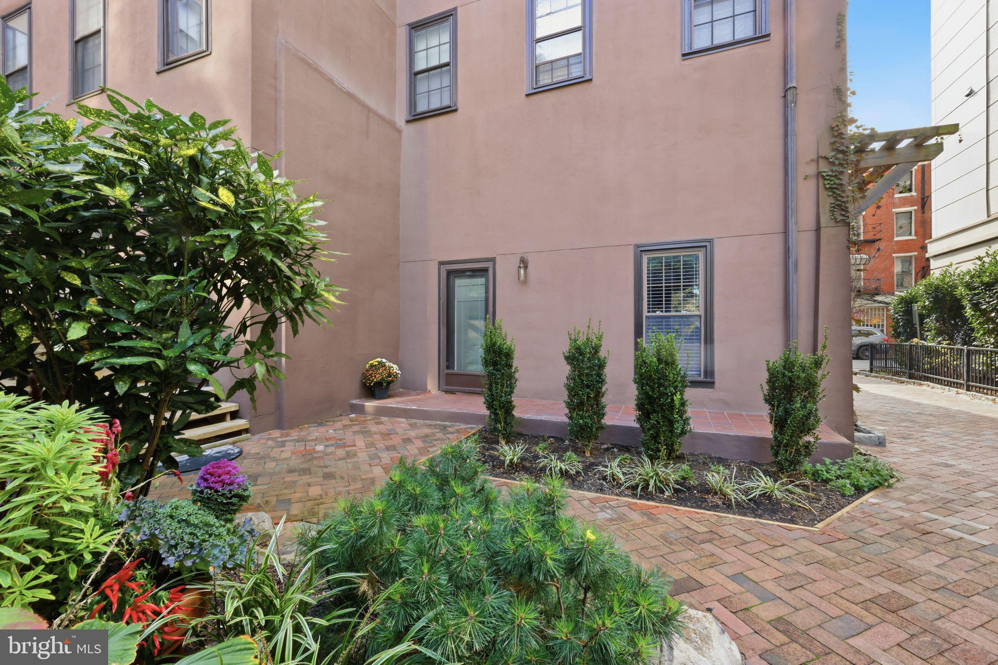 OLD CITY - Residential