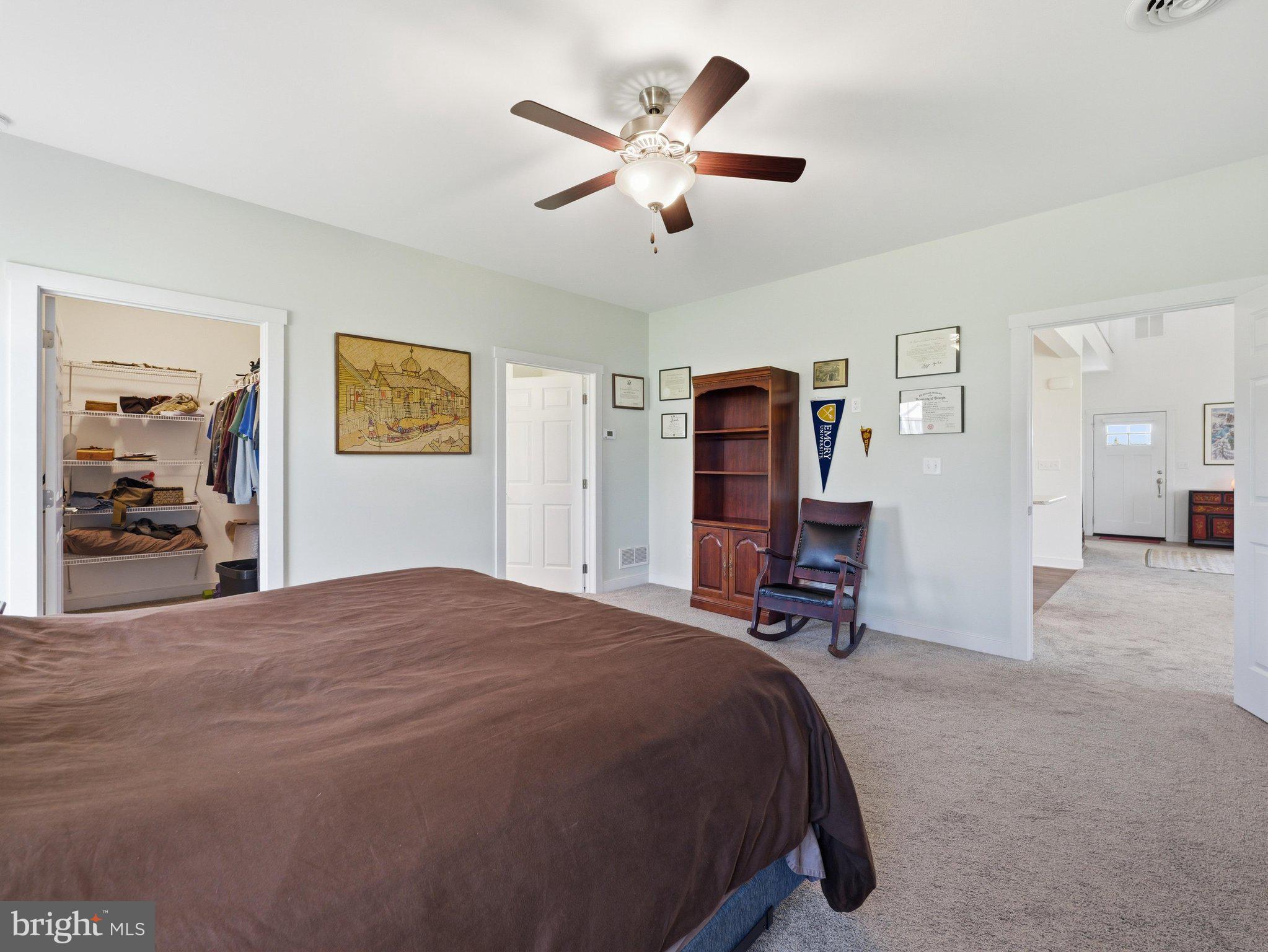 PENN NATIONAL GOLF COURSE COMMUNITY - Residential