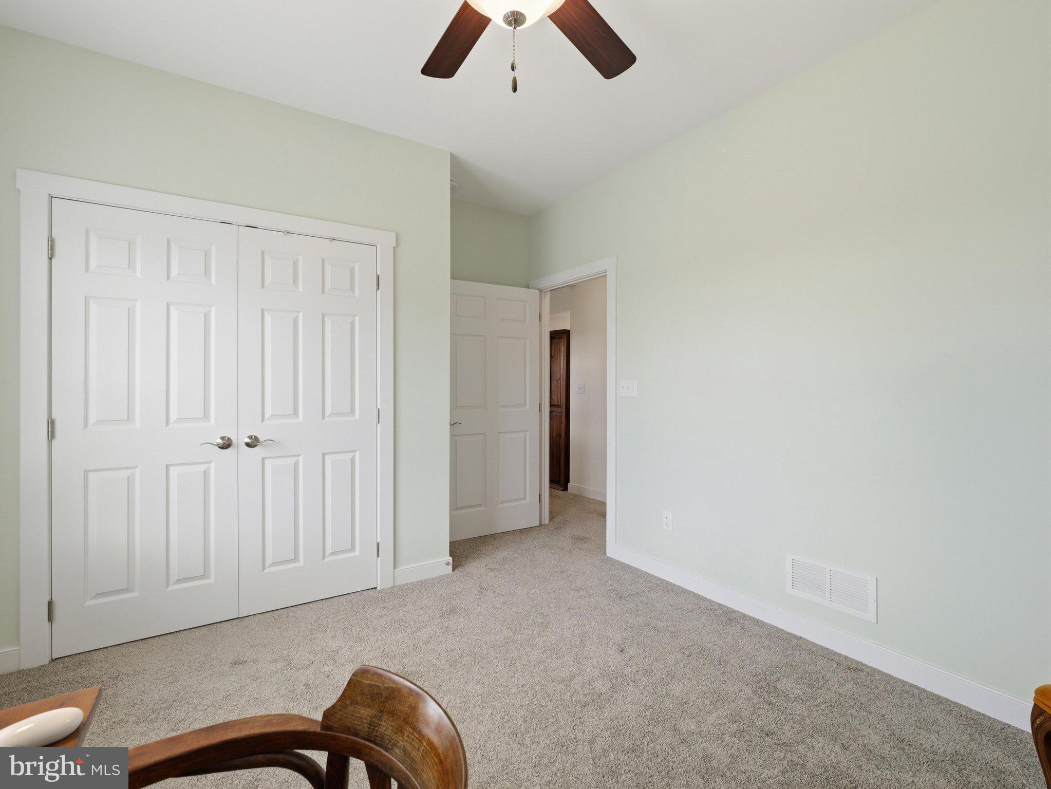 PENN NATIONAL GOLF COURSE COMMUNITY - Residential