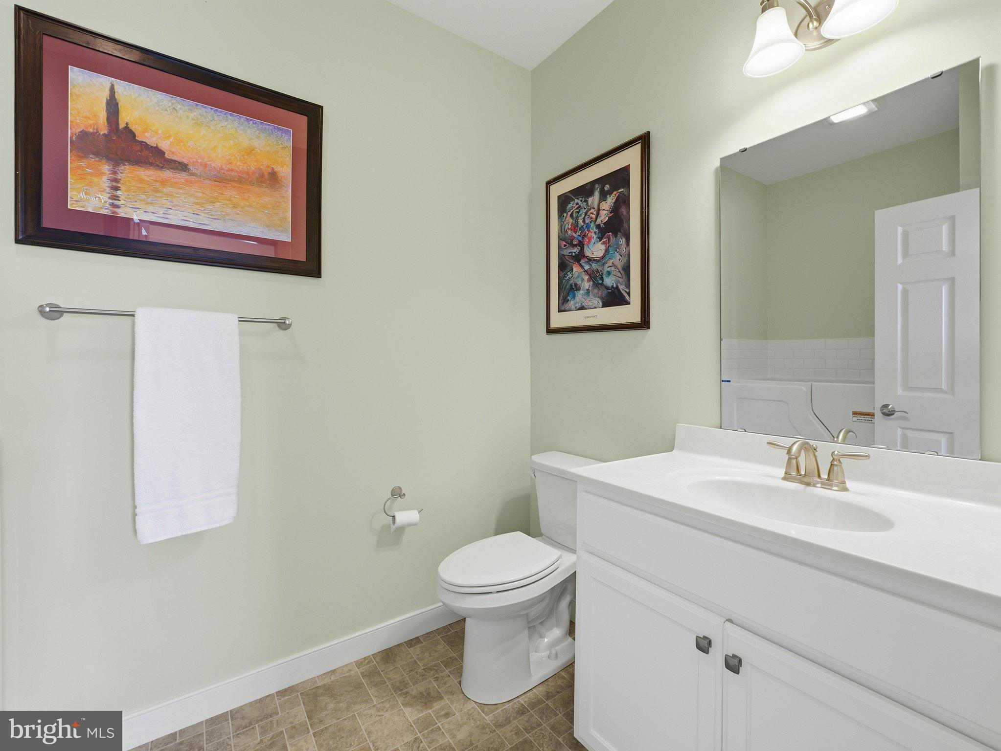 PENN NATIONAL GOLF COURSE COMMUNITY - Residential