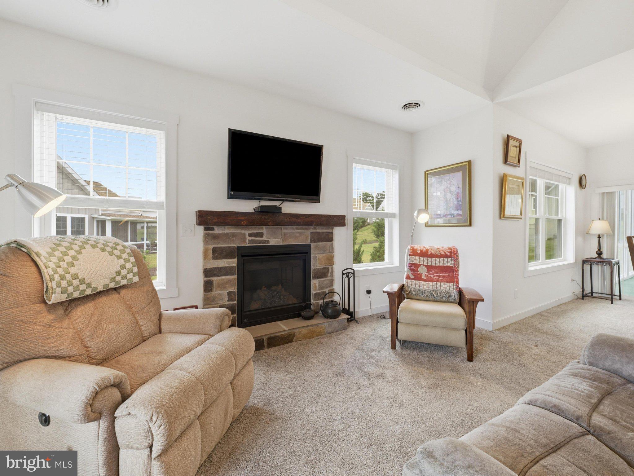 PENN NATIONAL GOLF COURSE COMMUNITY - Residential