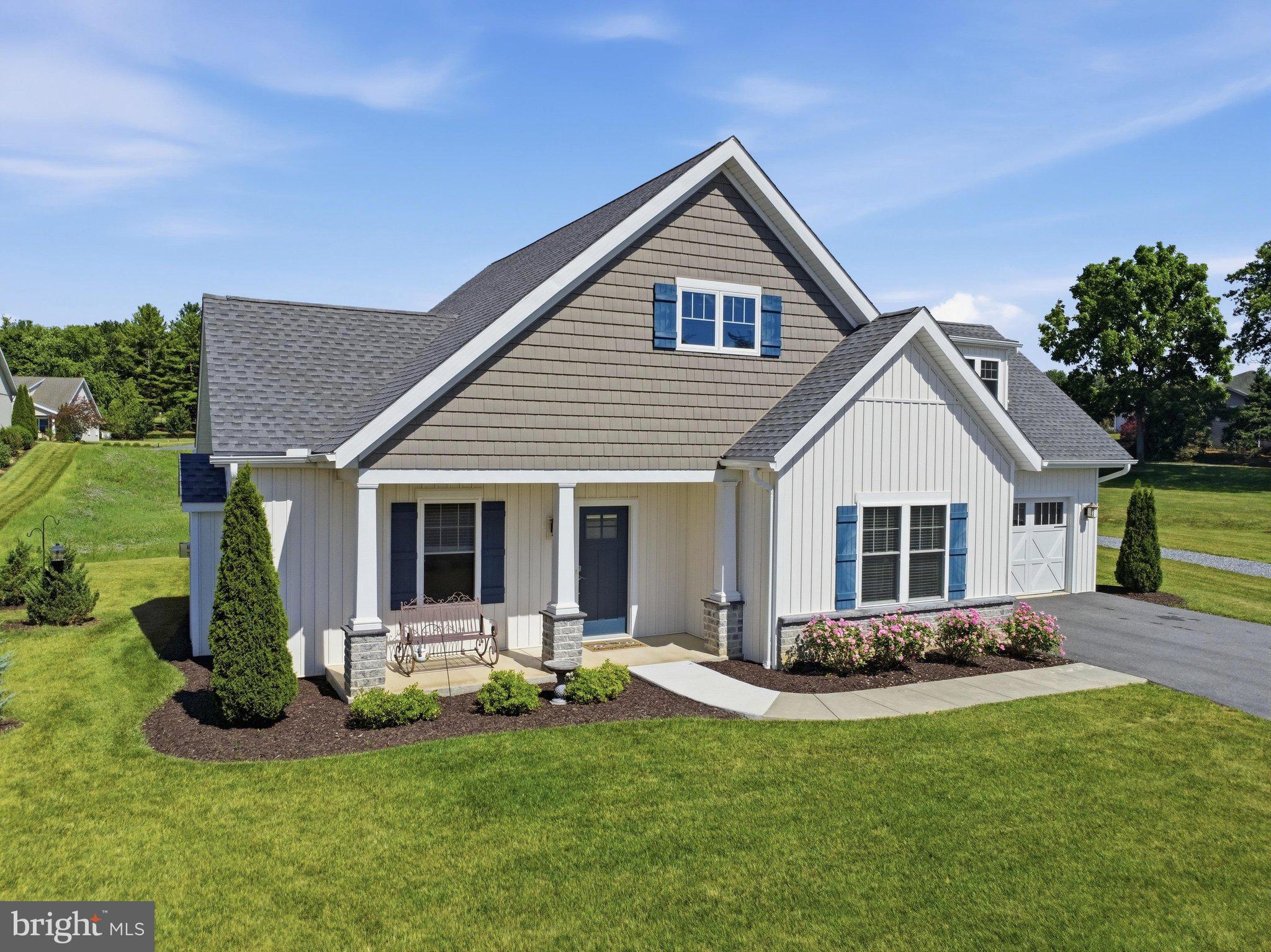 PENN NATIONAL GOLF COURSE COMMUNITY - Residential