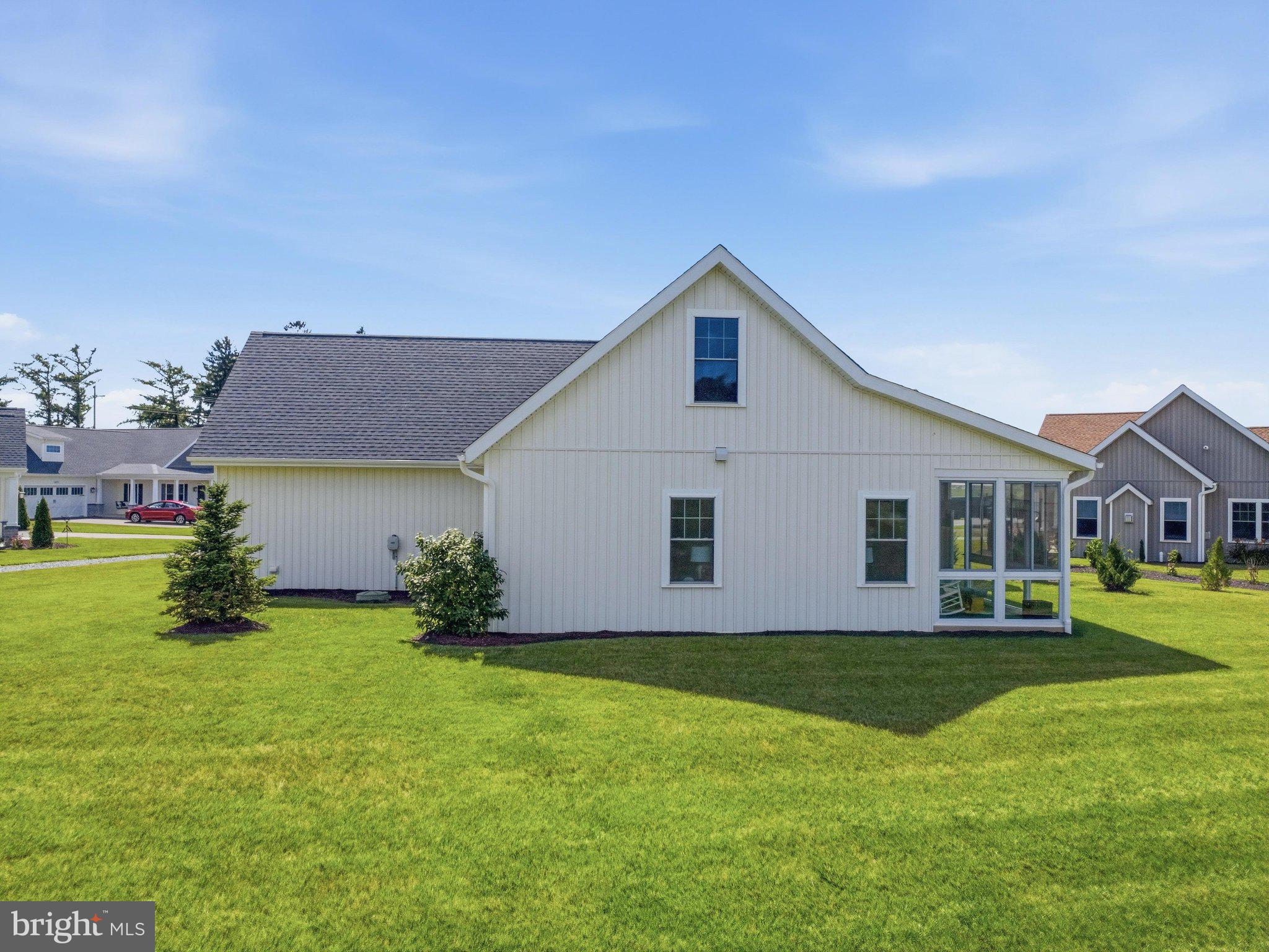 PENN NATIONAL GOLF COURSE COMMUNITY - Residential