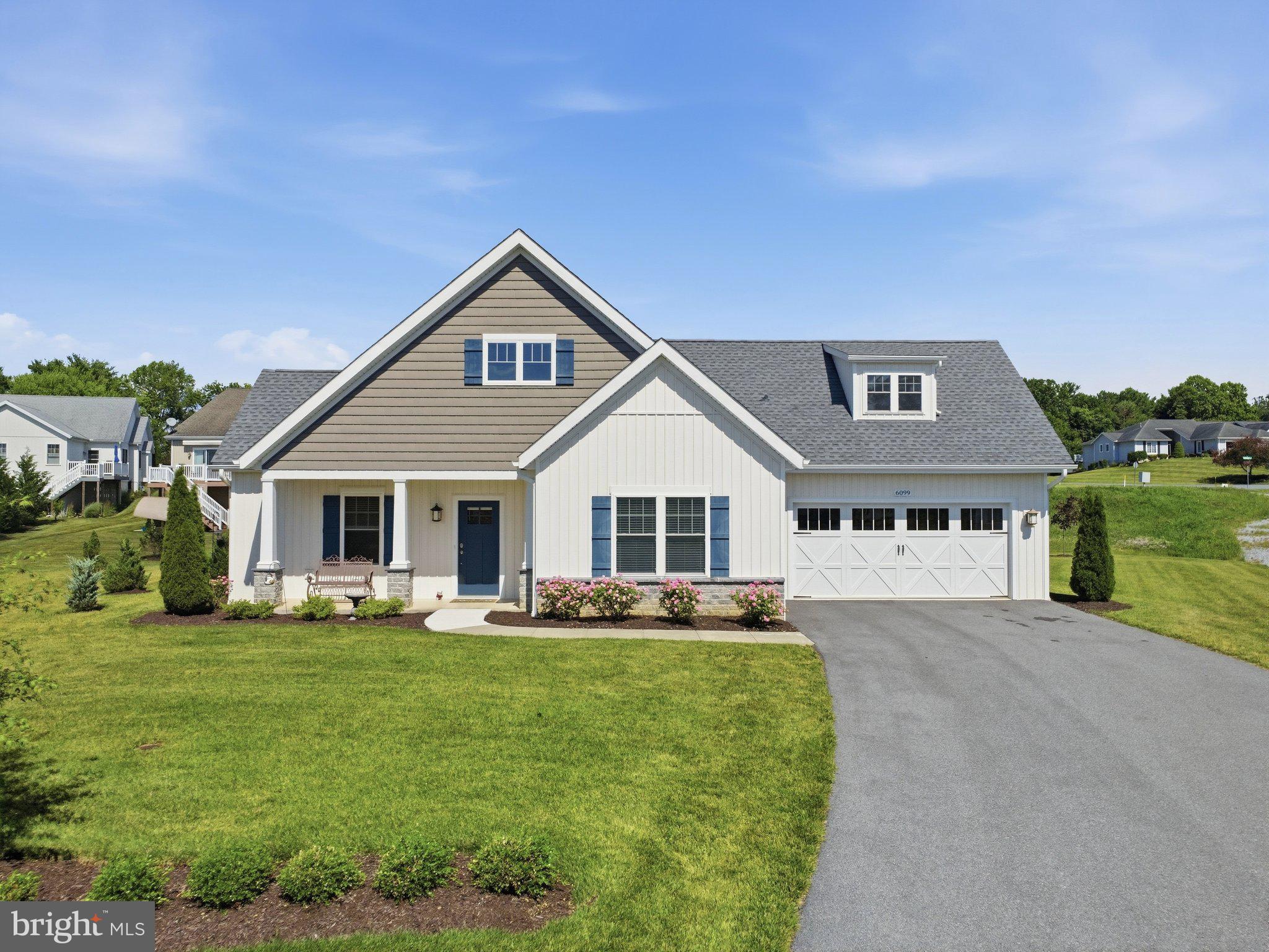 PENN NATIONAL GOLF COURSE COMMUNITY - Residential
