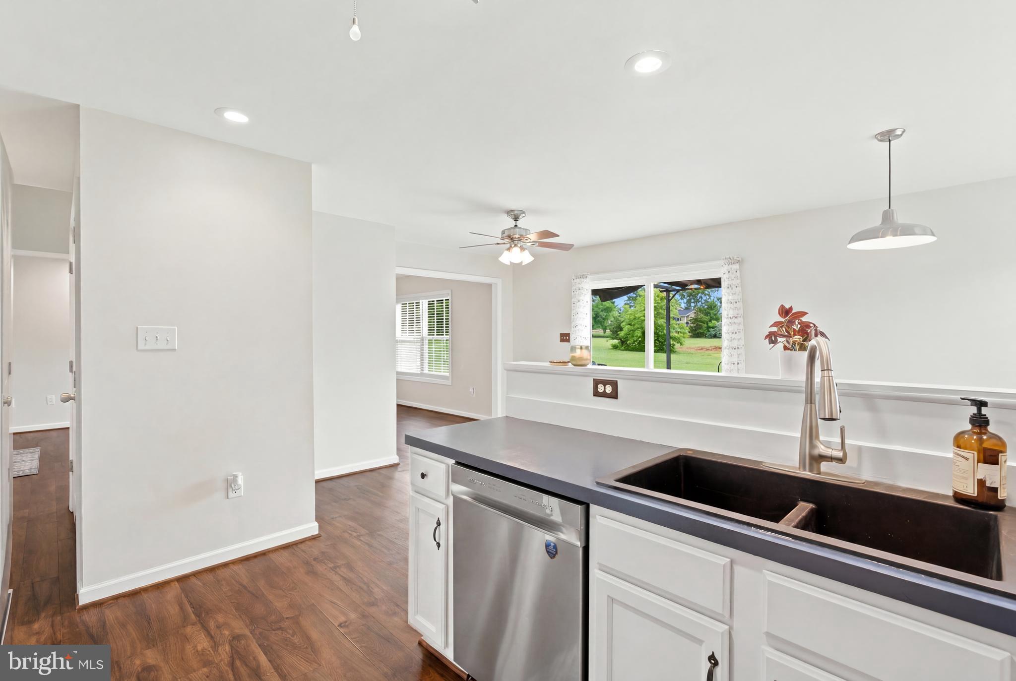 VALLEY VIEW - Residential